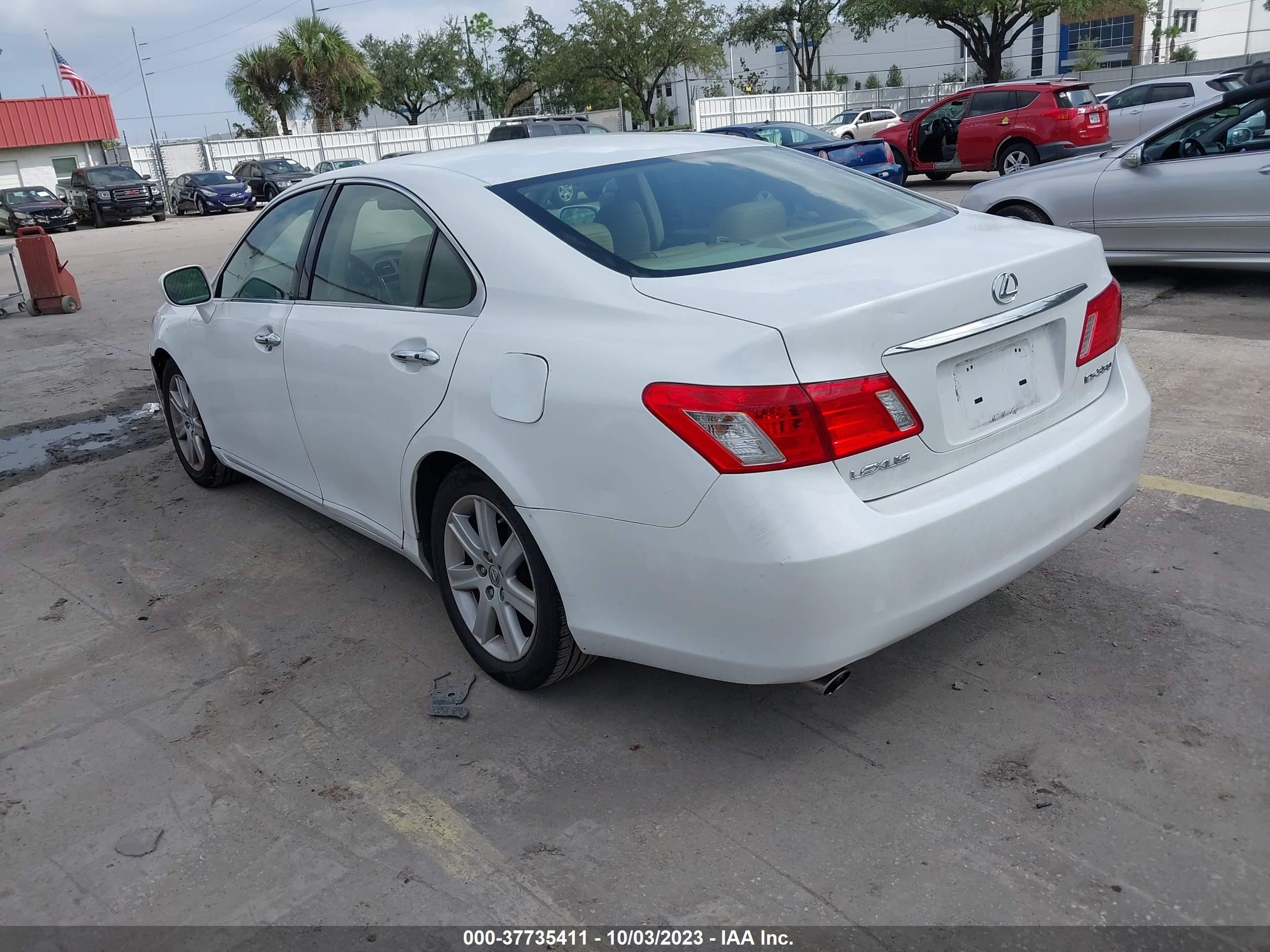 Photo 2 VIN: JTHBJ46G372091862 - LEXUS ES 