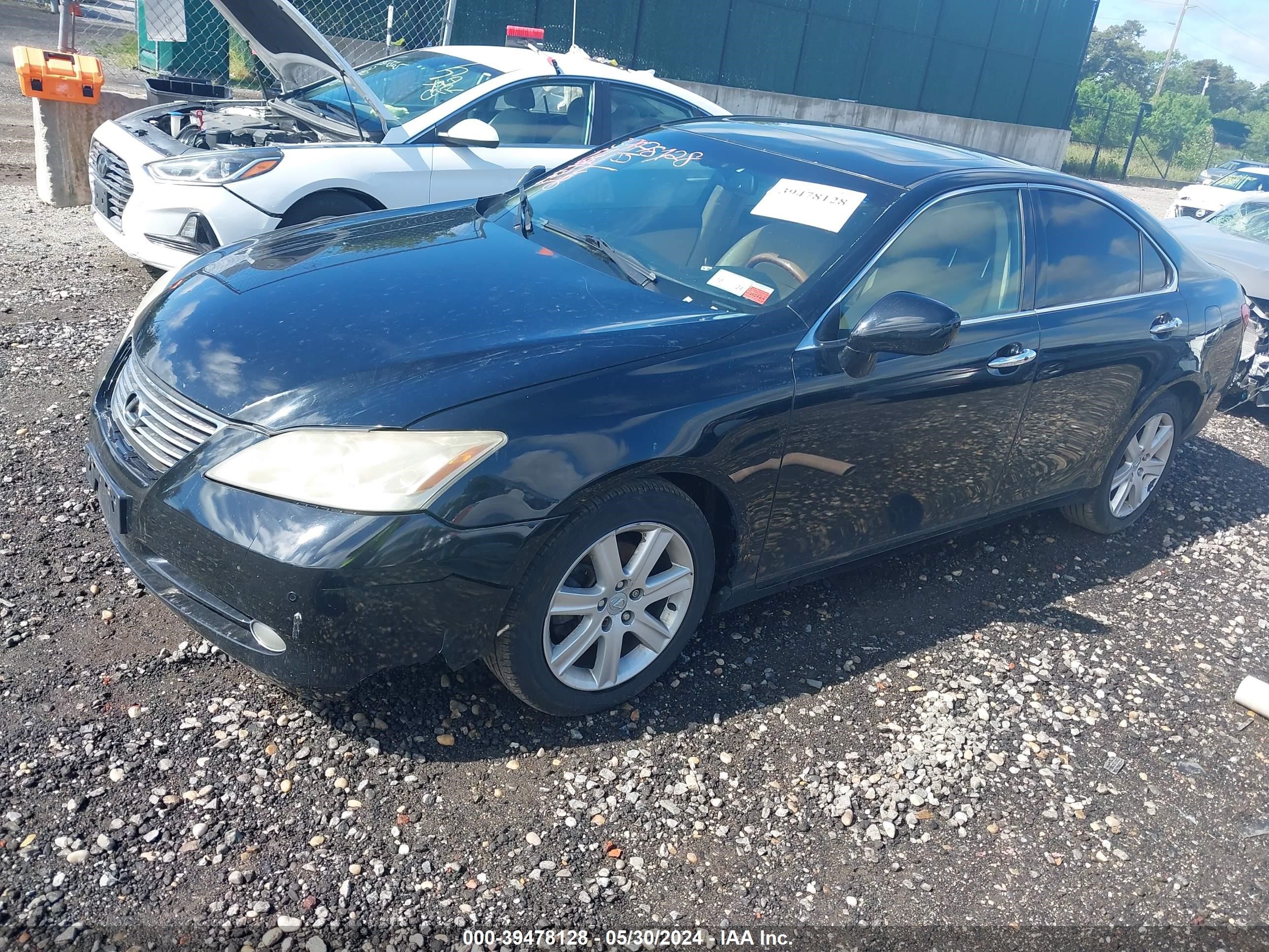 Photo 1 VIN: JTHBJ46G372092641 - LEXUS ES 