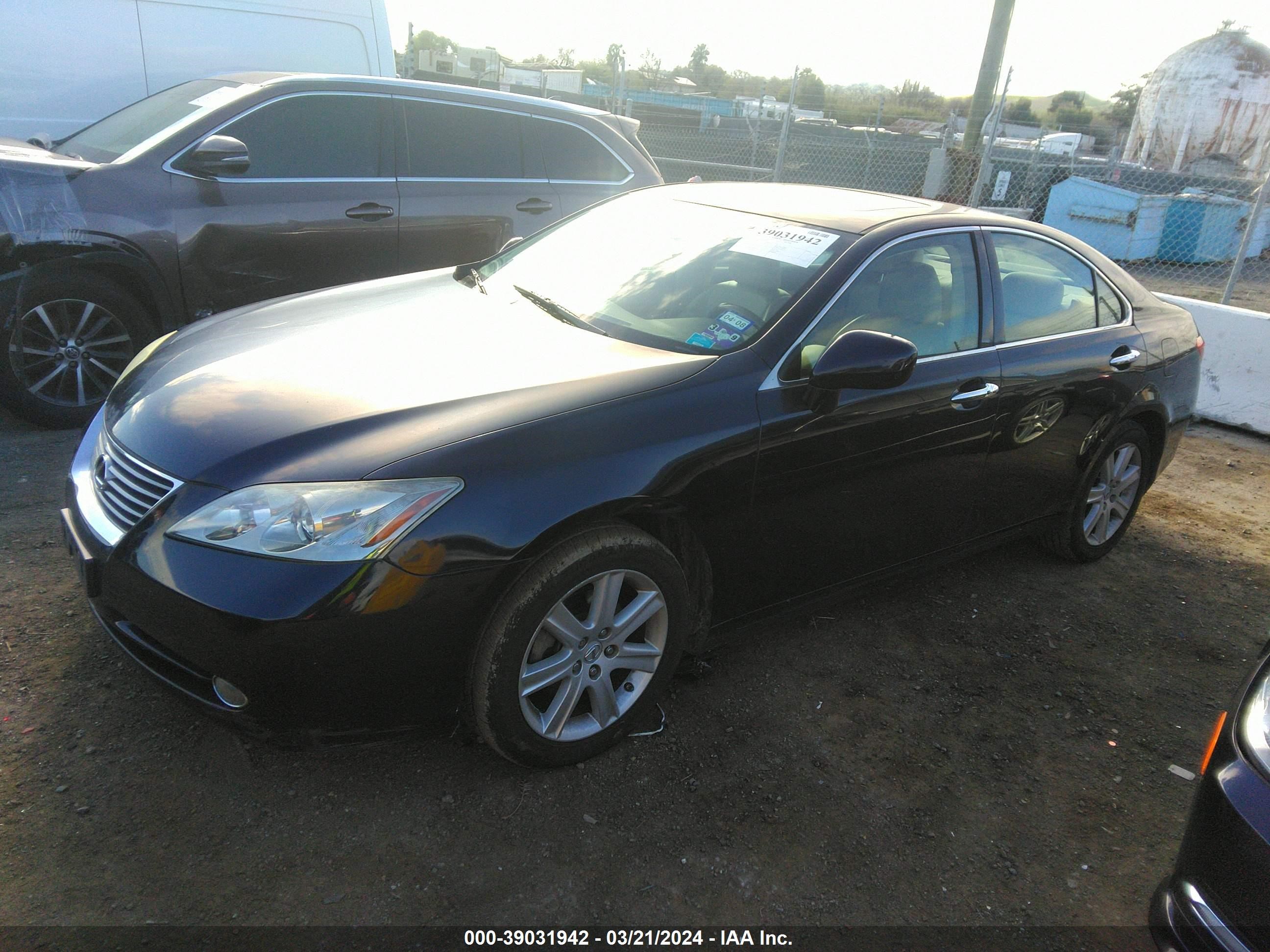 Photo 1 VIN: JTHBJ46G372098360 - LEXUS ES 