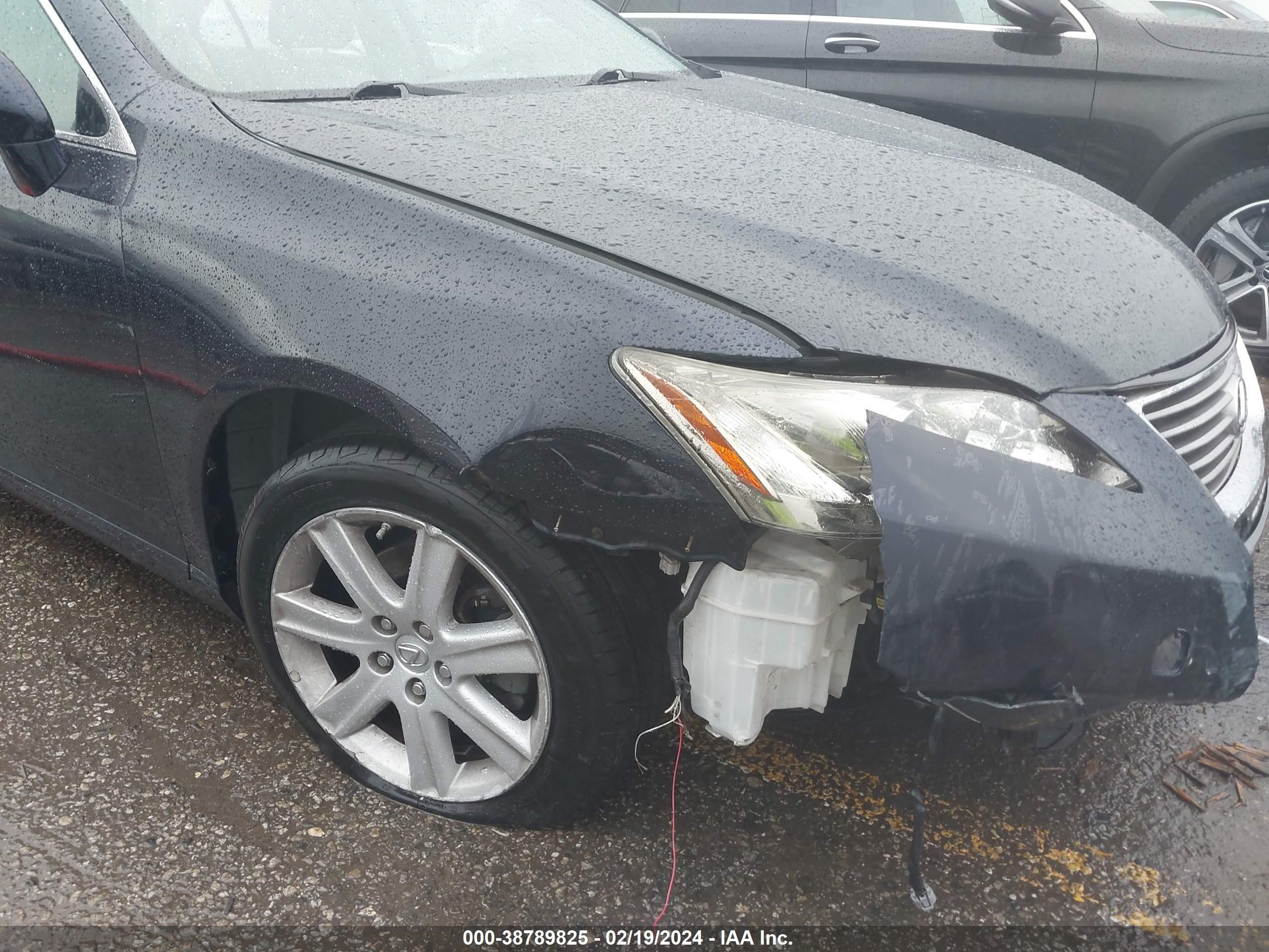 Photo 12 VIN: JTHBJ46G372143412 - LEXUS ES 