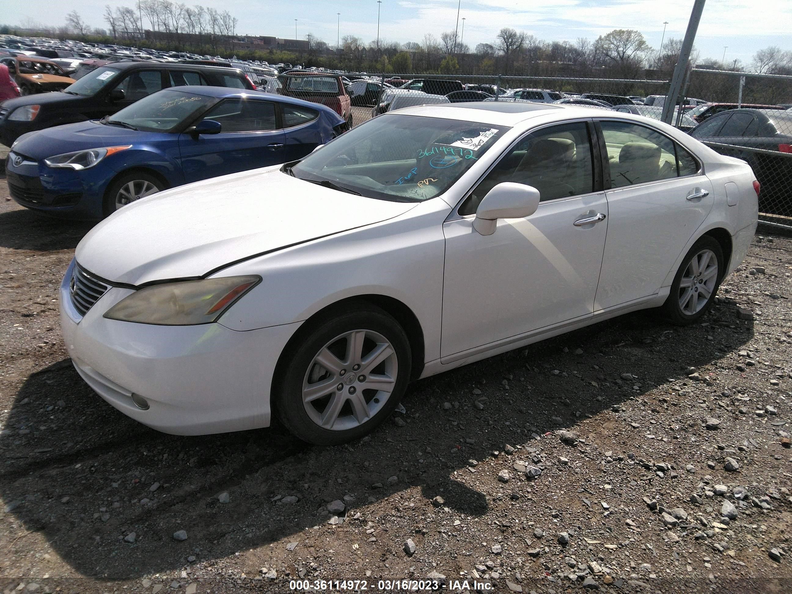 Photo 1 VIN: JTHBJ46G372151171 - LEXUS ES 