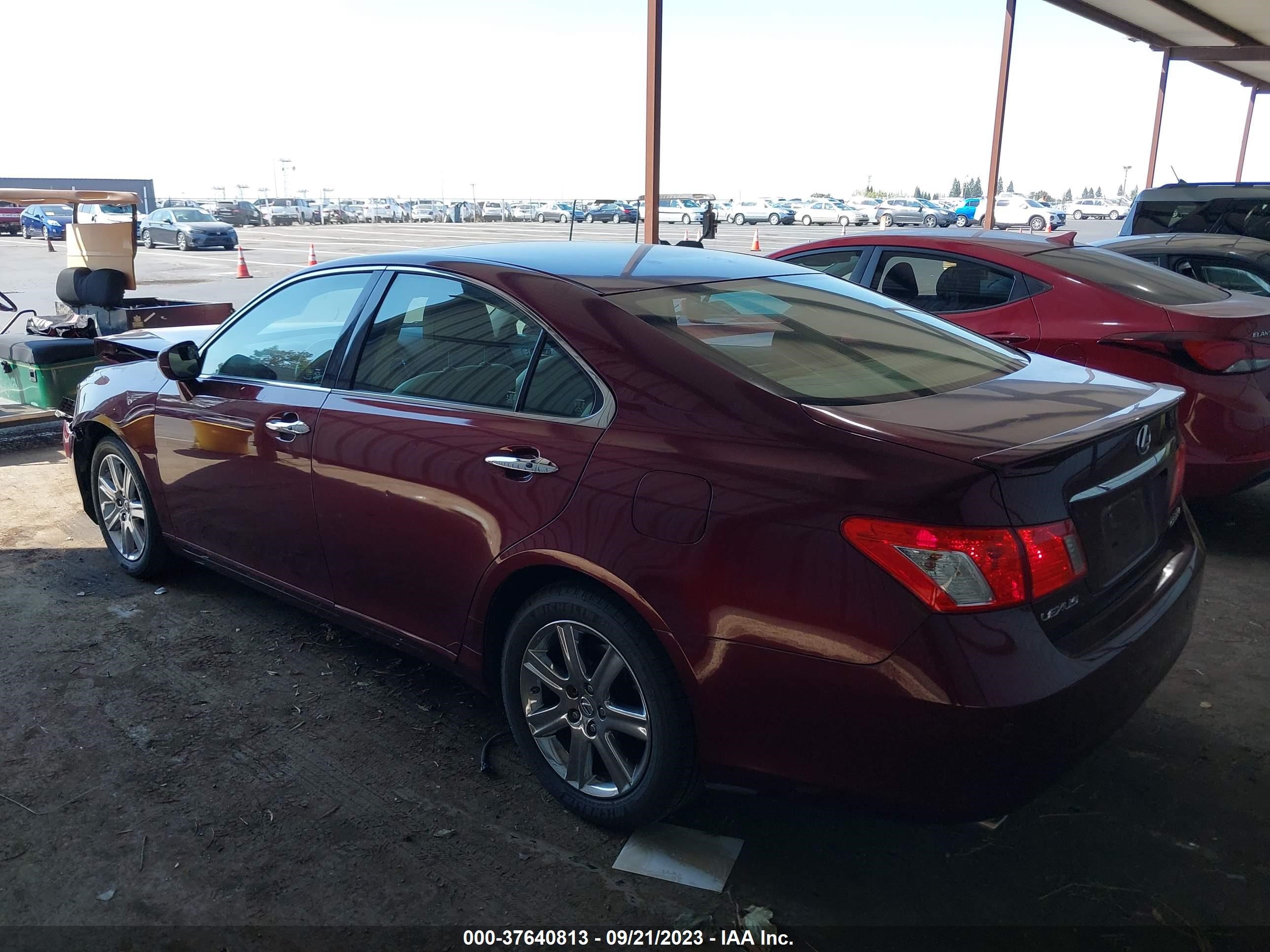 Photo 2 VIN: JTHBJ46G382165461 - LEXUS ES 