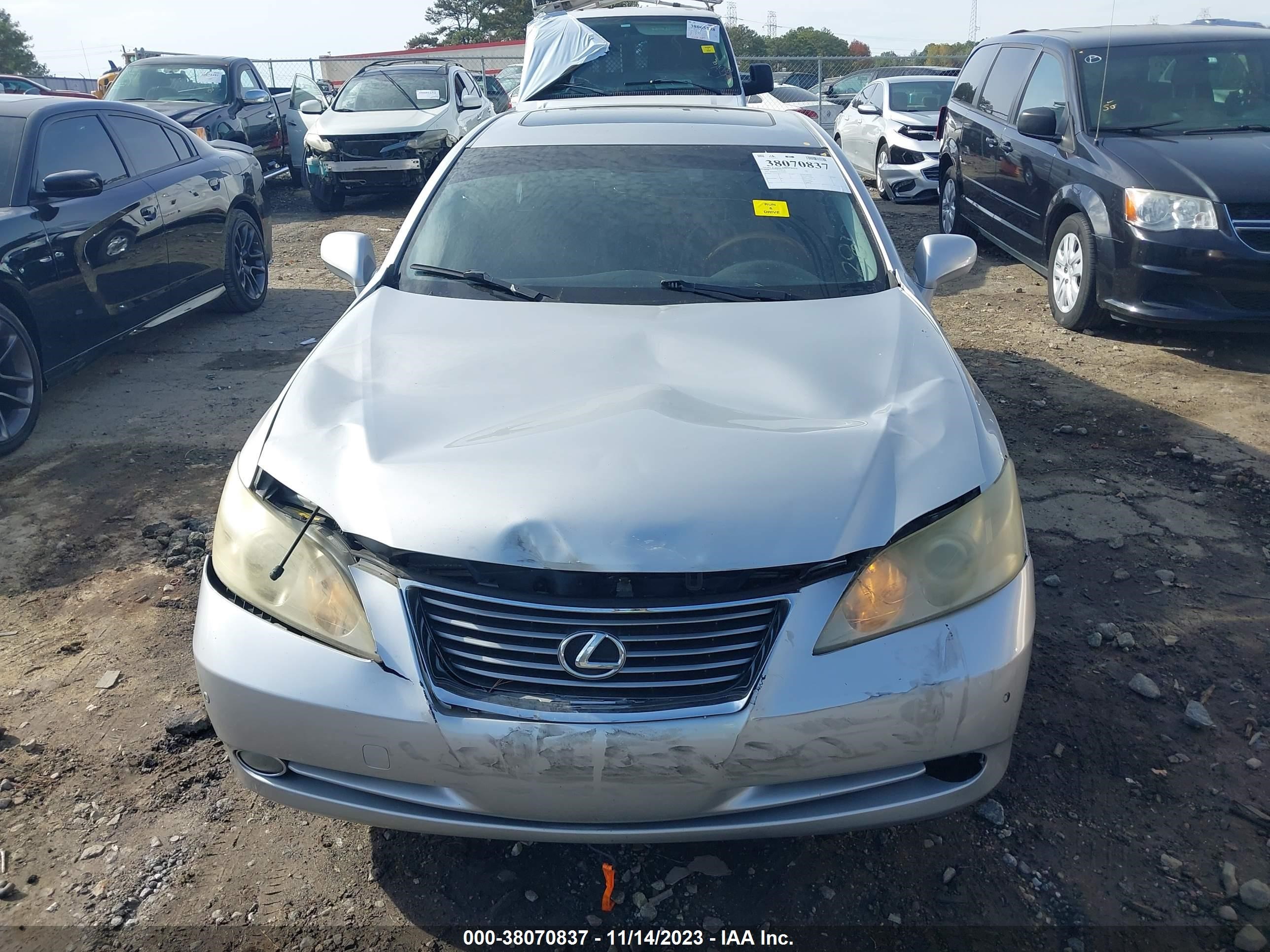 Photo 5 VIN: JTHBJ46G382248890 - LEXUS ES 