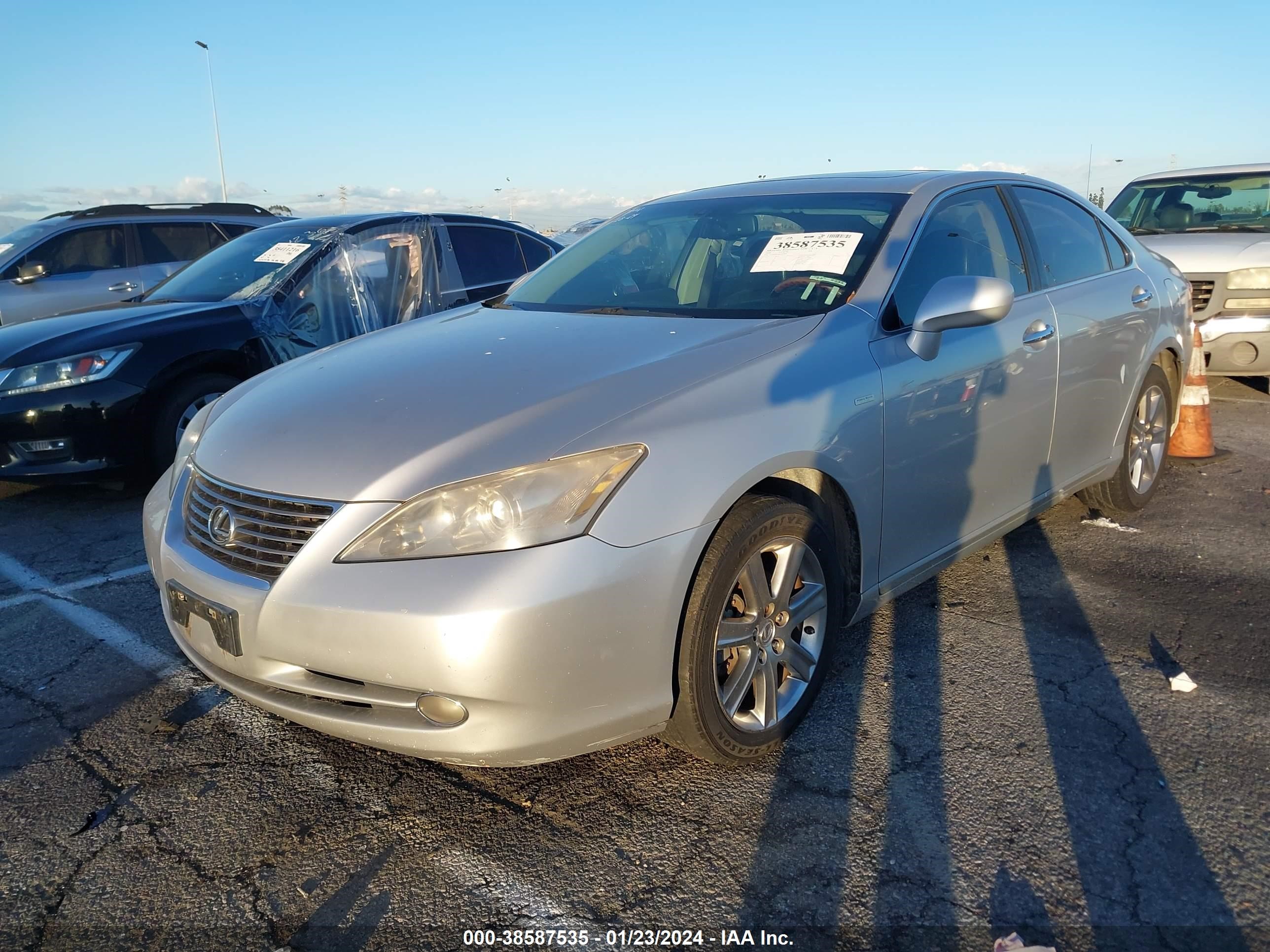 Photo 1 VIN: JTHBJ46G382267844 - LEXUS ES 