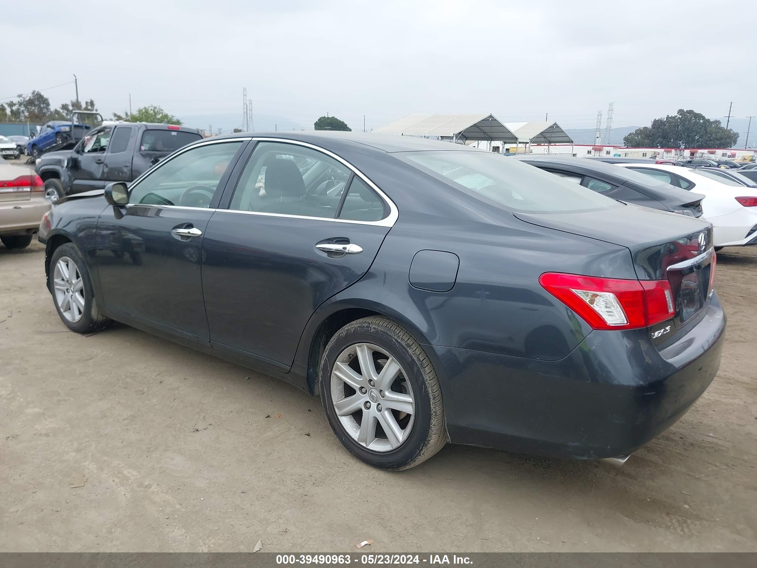 Photo 2 VIN: JTHBJ46G392289621 - LEXUS ES 