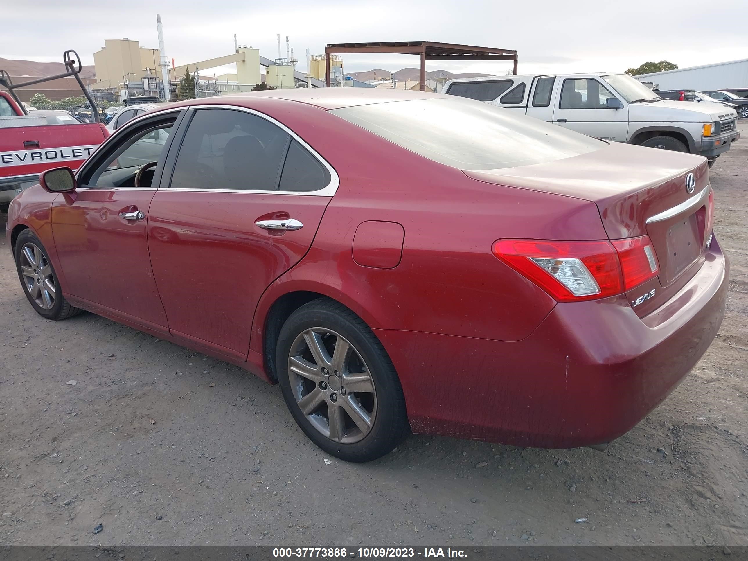 Photo 2 VIN: JTHBJ46G392304263 - LEXUS ES 