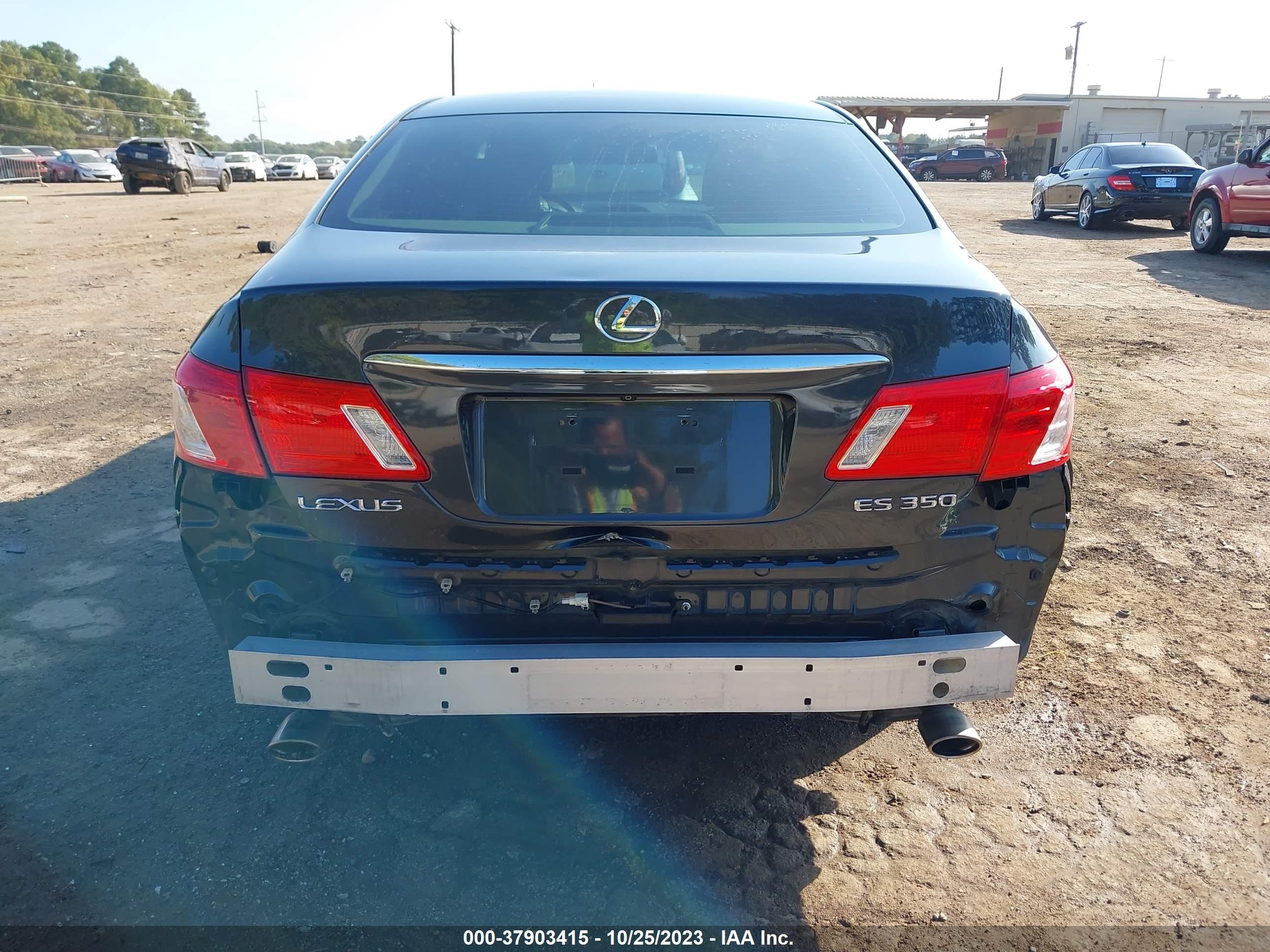 Photo 15 VIN: JTHBJ46G392329616 - LEXUS ES 