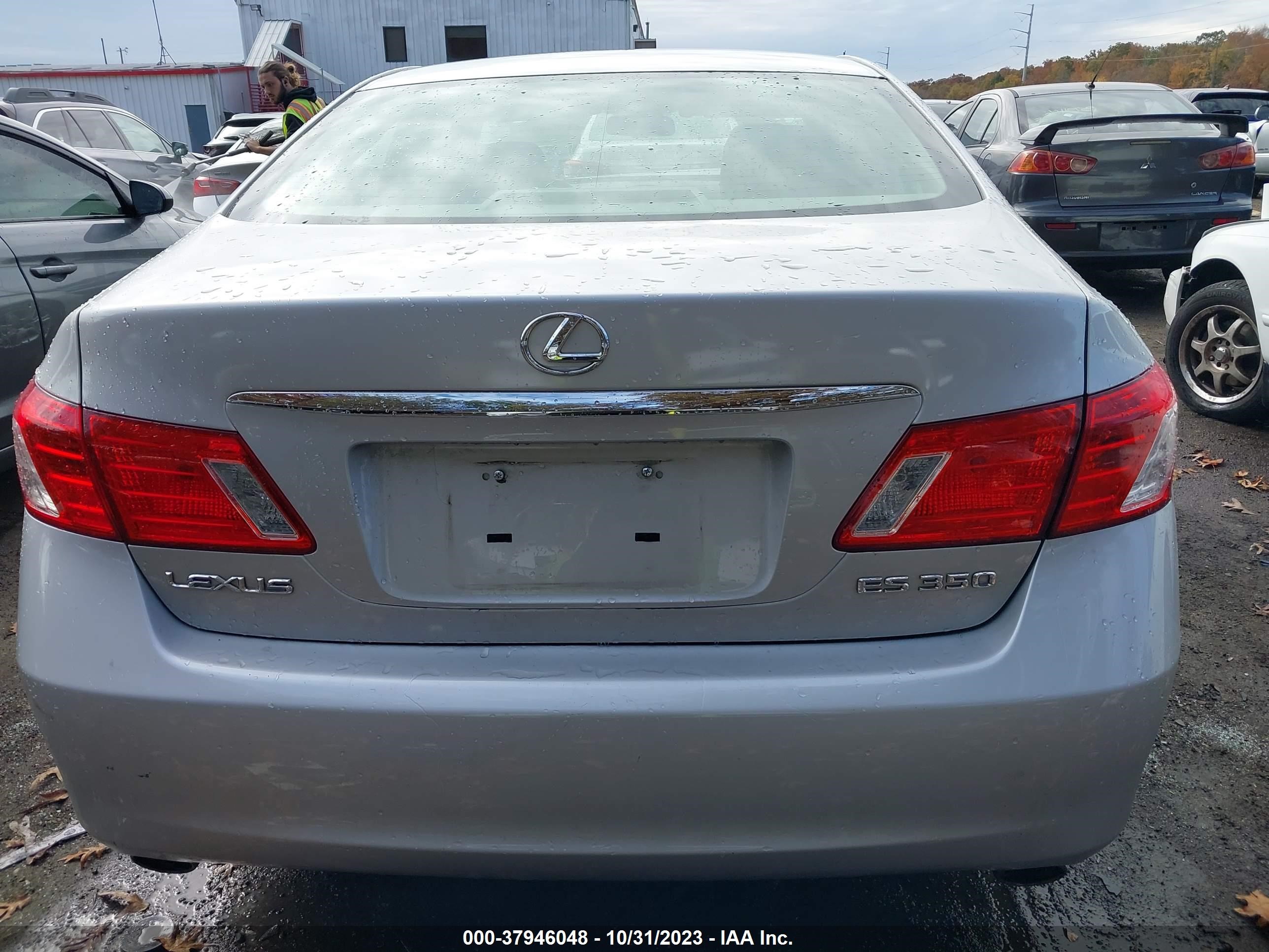 Photo 15 VIN: JTHBJ46G392337702 - LEXUS ES 