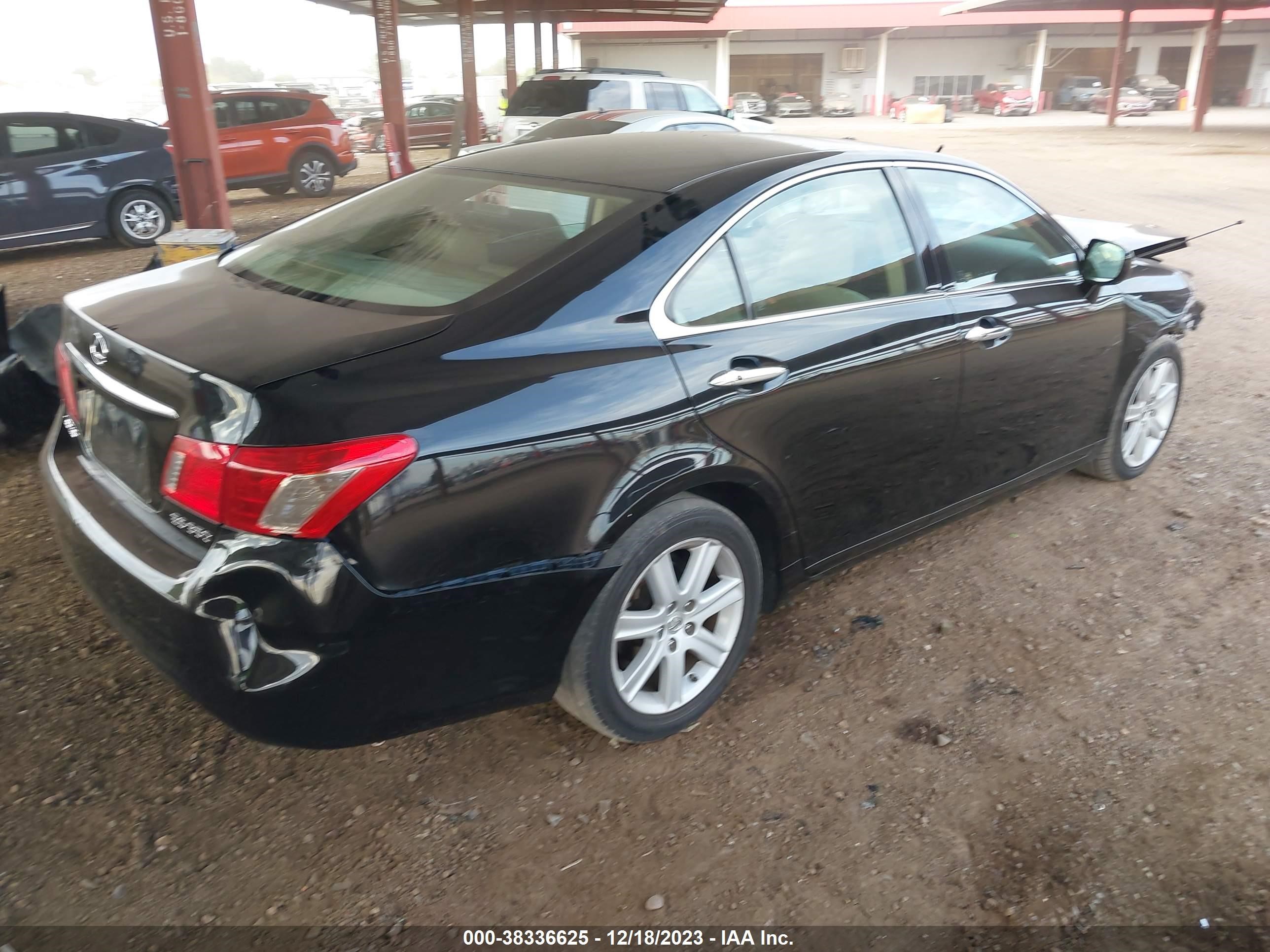 Photo 3 VIN: JTHBJ46G472042105 - LEXUS ES 