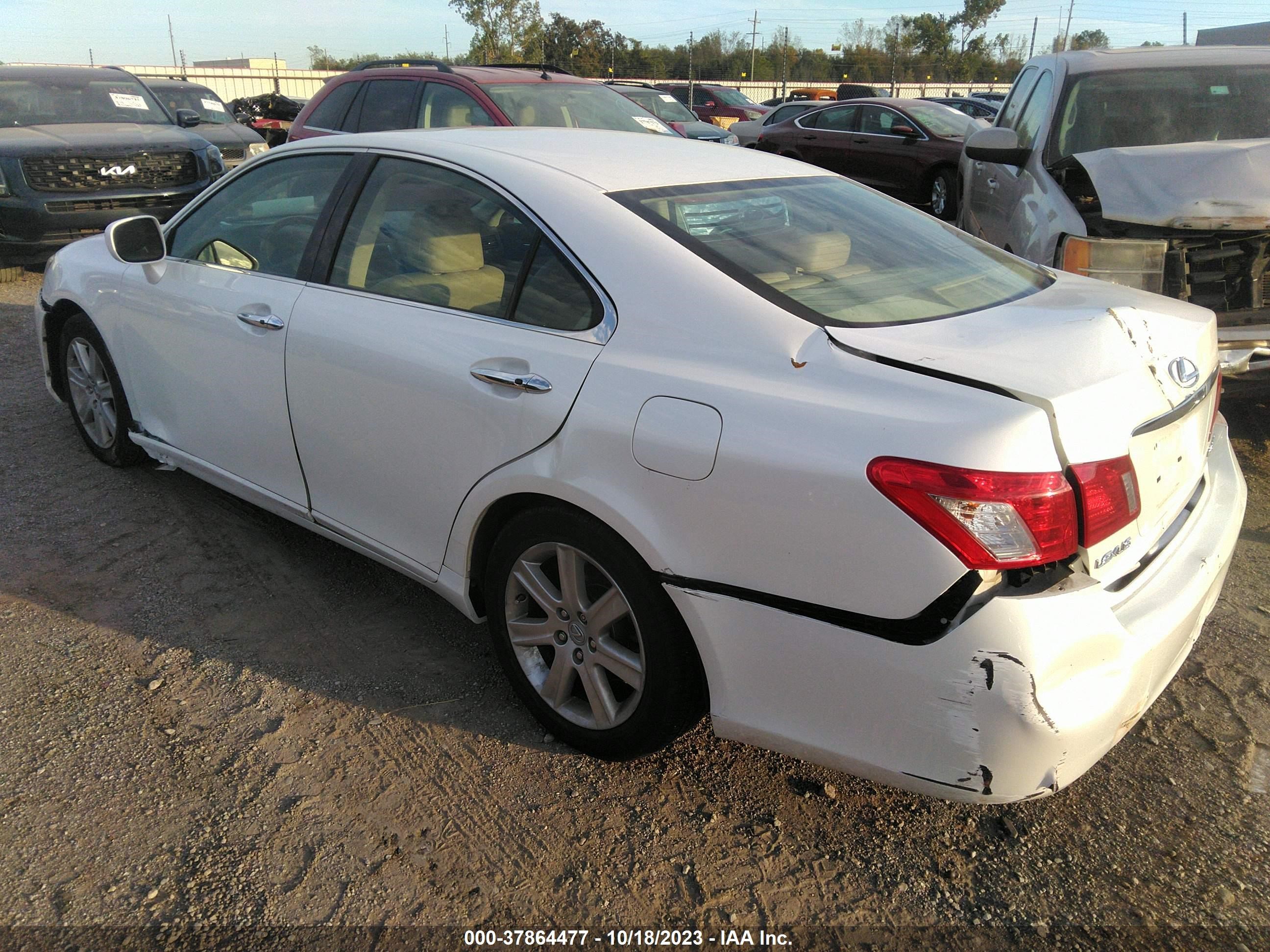 Photo 2 VIN: JTHBJ46G472073791 - LEXUS ES 