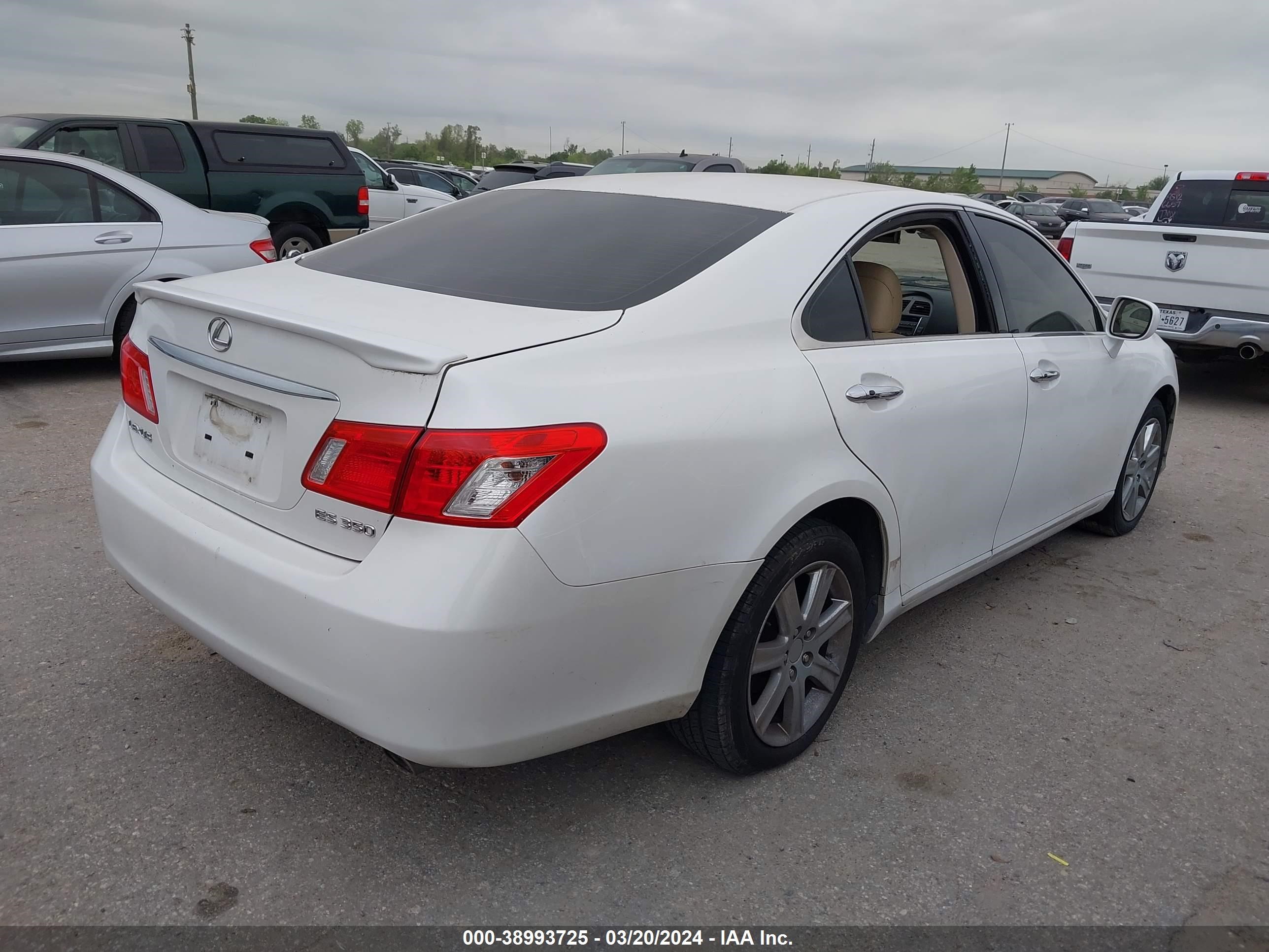 Photo 3 VIN: JTHBJ46G472094074 - LEXUS ES 