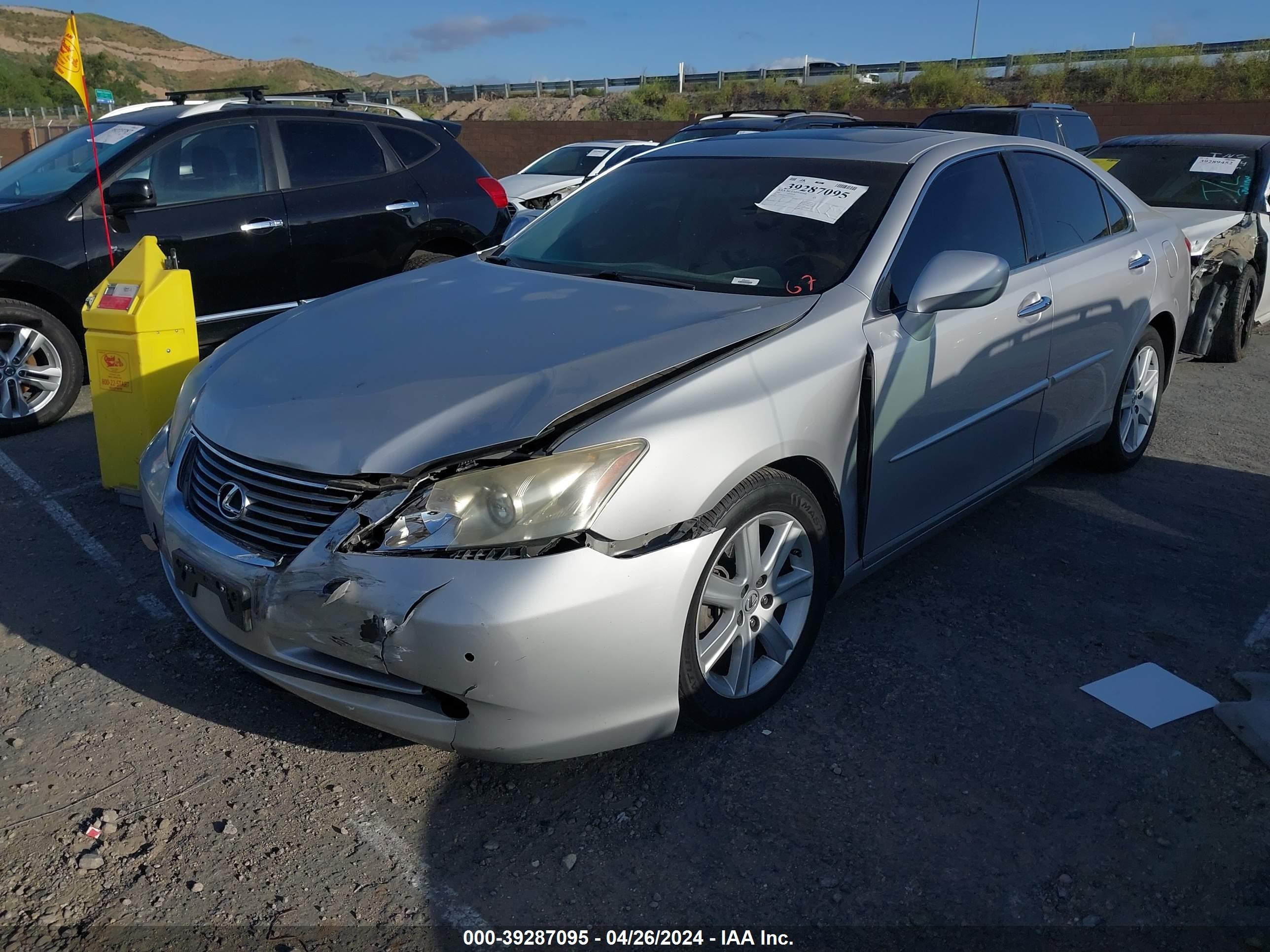 Photo 1 VIN: JTHBJ46G472102559 - LEXUS ES 