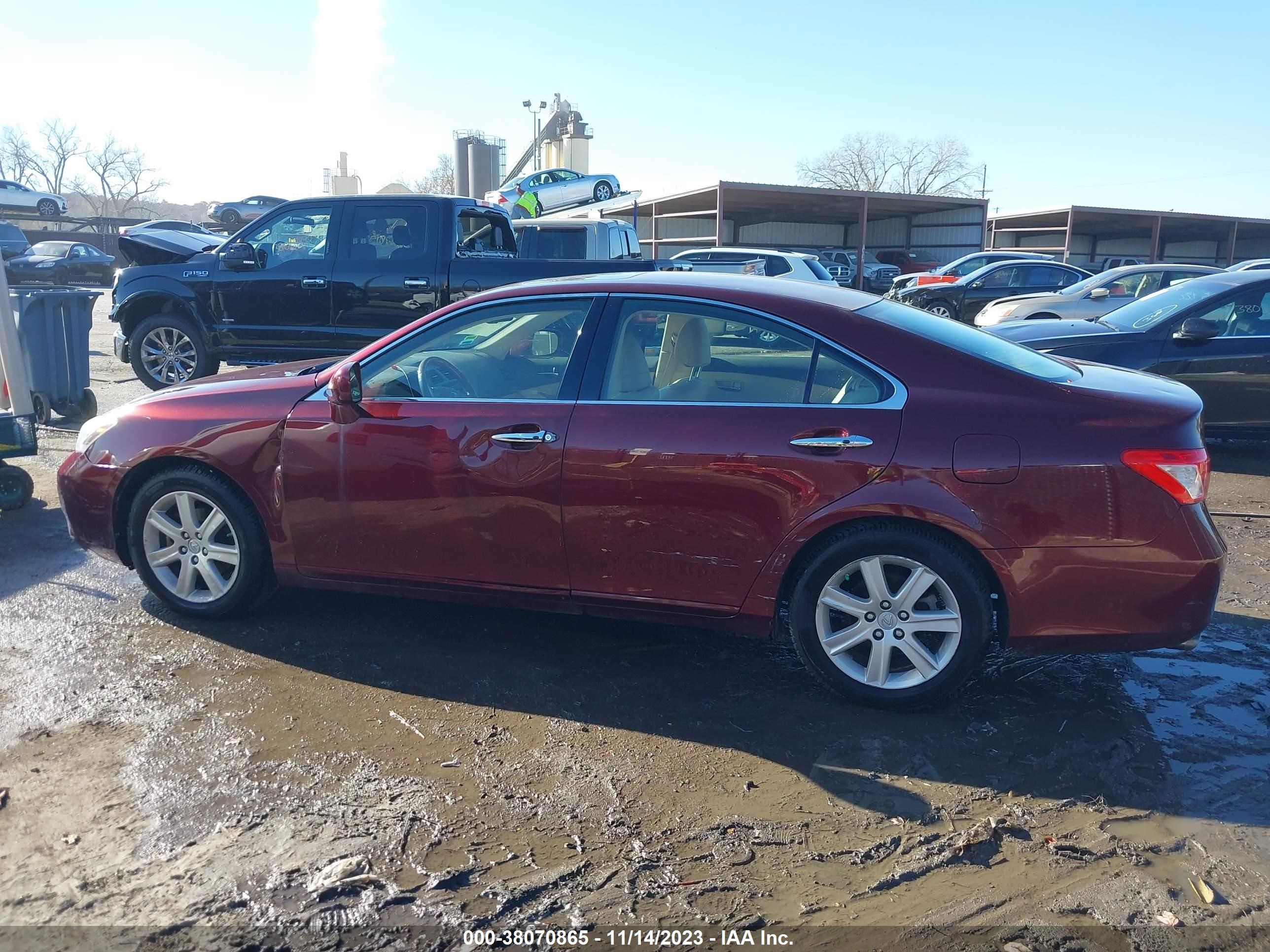 Photo 13 VIN: JTHBJ46G472106921 - LEXUS ES 