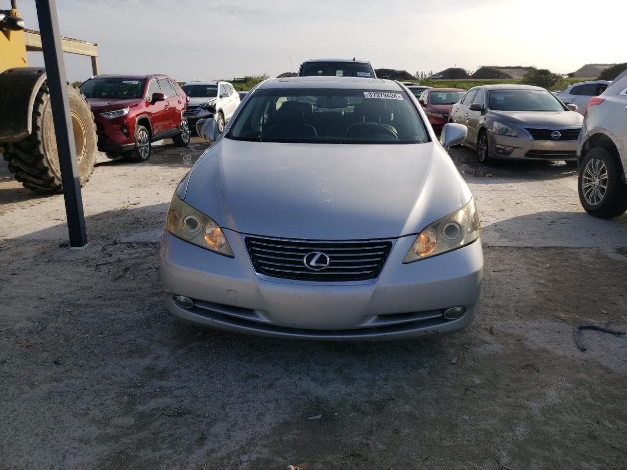 Photo 4 VIN: JTHBJ46G472135450 - LEXUS ES 