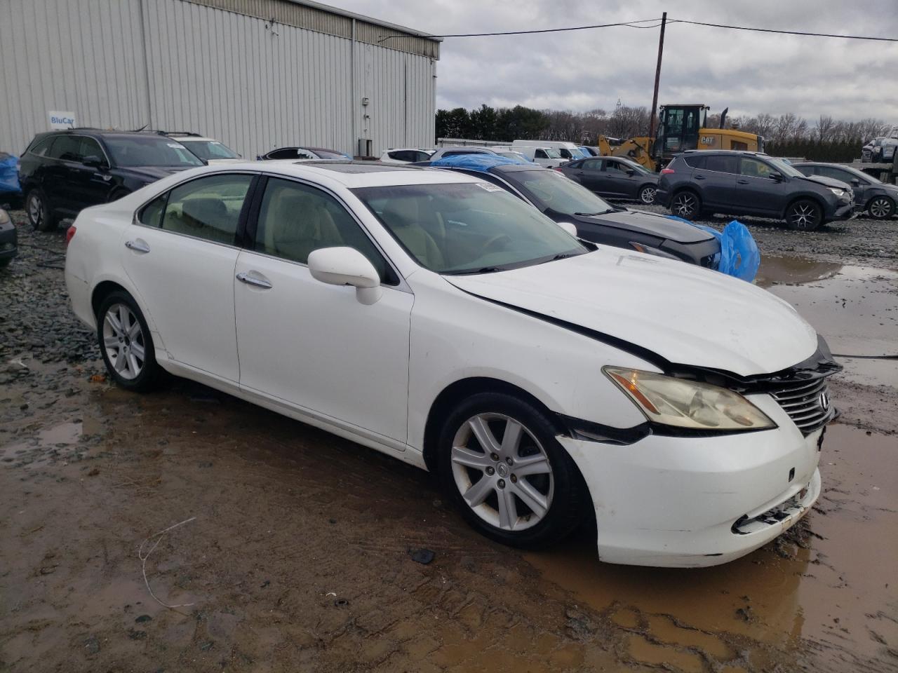 Photo 3 VIN: JTHBJ46G472140244 - LEXUS ES 