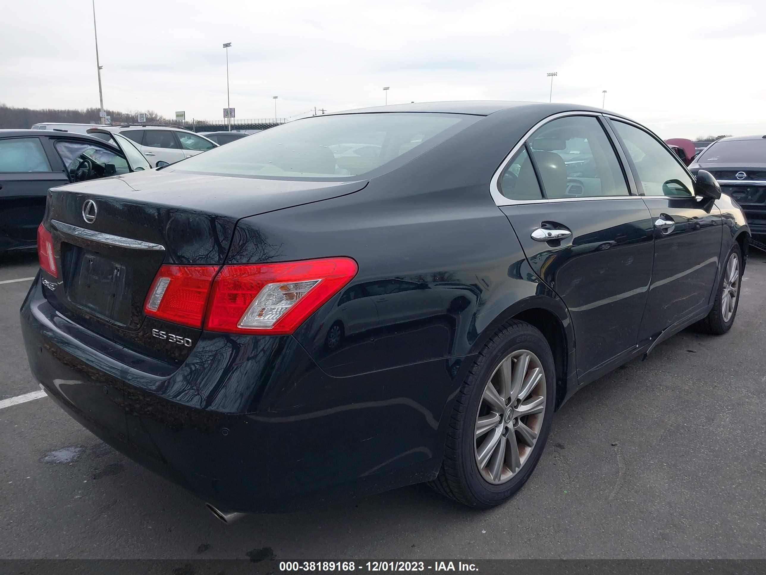 Photo 3 VIN: JTHBJ46G482189204 - LEXUS ES 