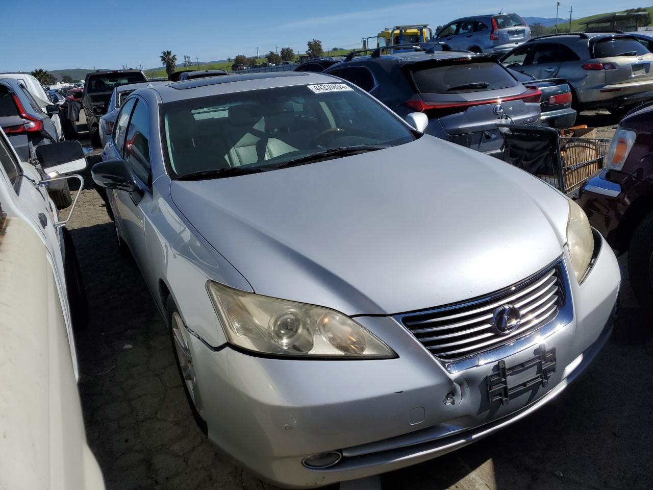 Photo 3 VIN: JTHBJ46G482213632 - LEXUS ES 