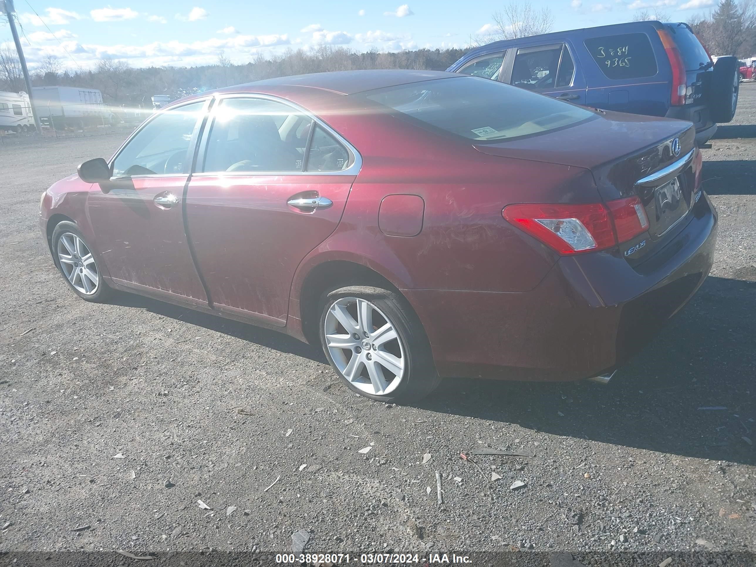 Photo 2 VIN: JTHBJ46G482238286 - LEXUS ES 