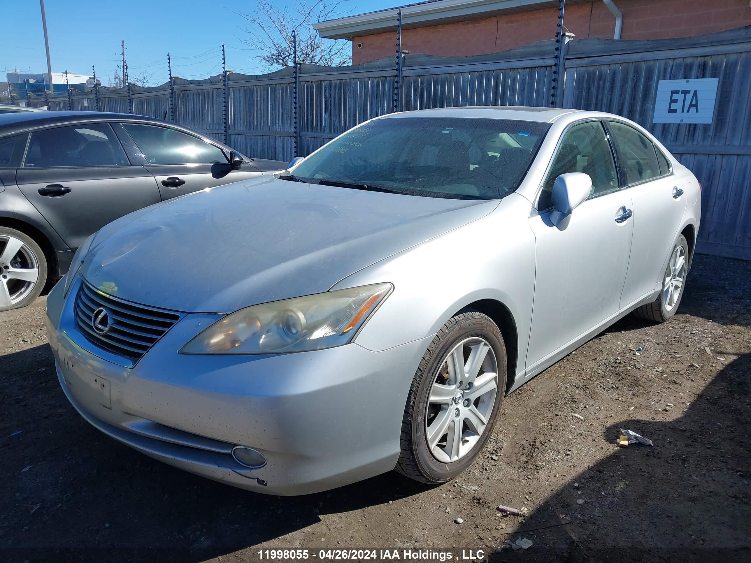 Photo 1 VIN: JTHBJ46G482242564 - LEXUS ES 