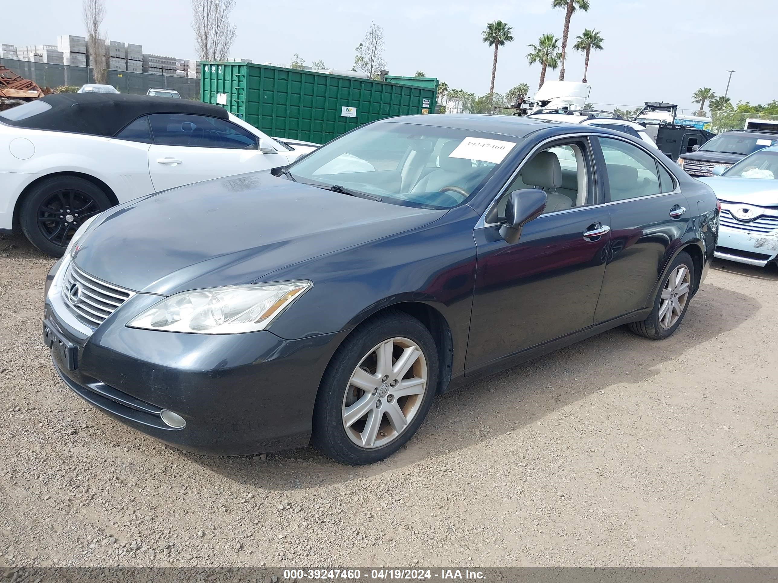 Photo 1 VIN: JTHBJ46G482256626 - LEXUS ES 