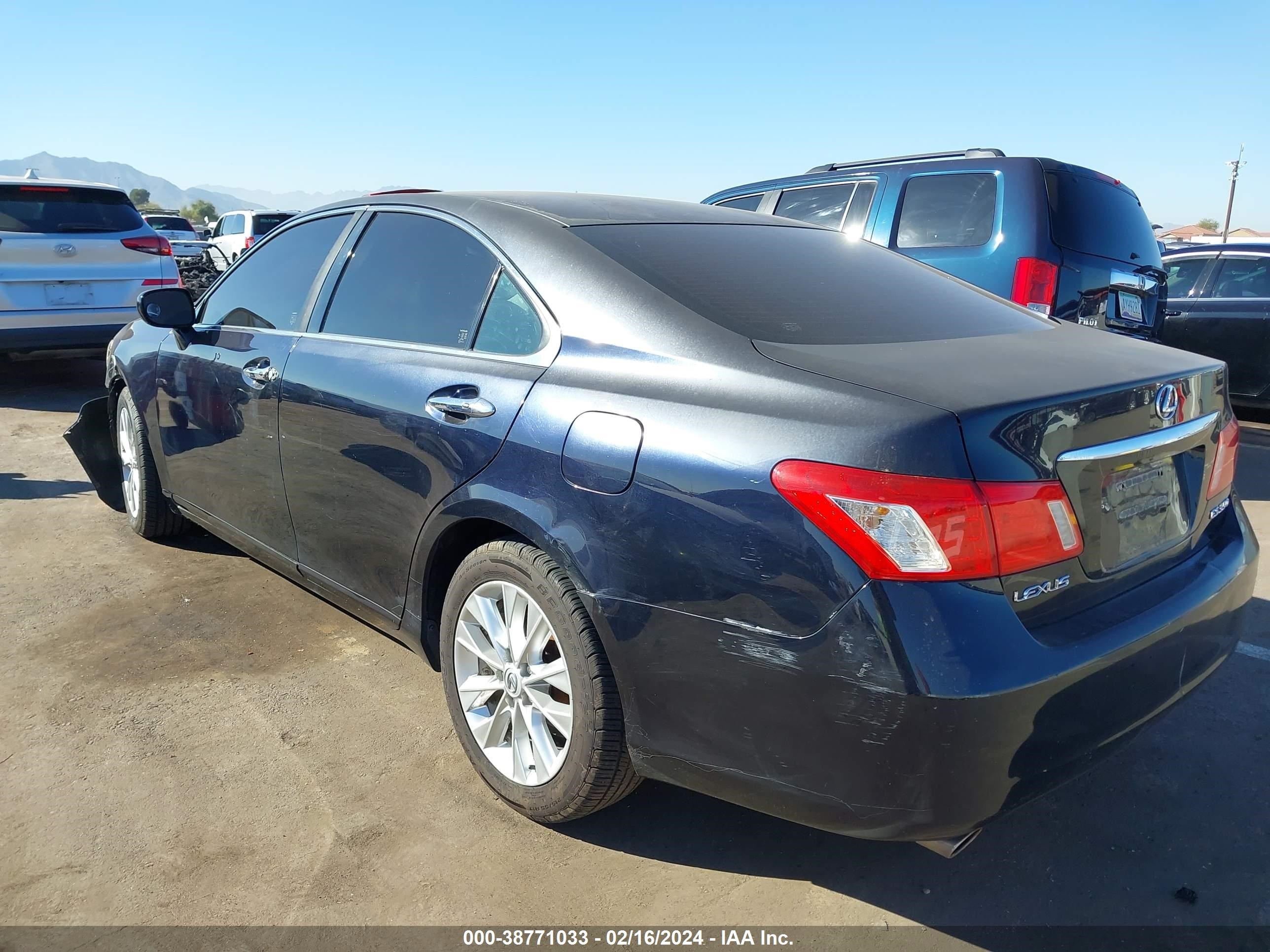 Photo 2 VIN: JTHBJ46G492330659 - LEXUS ES 