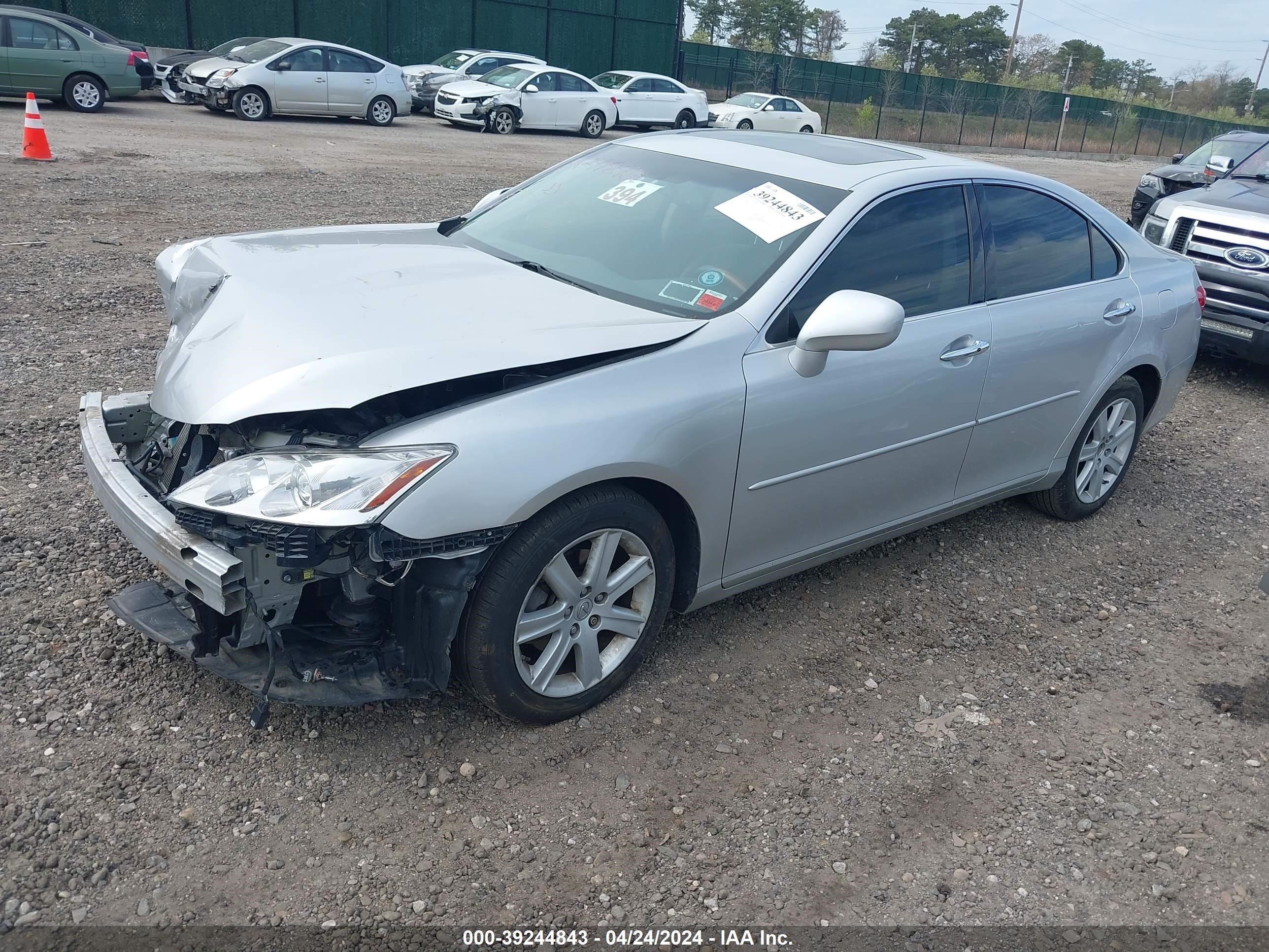 Photo 1 VIN: JTHBJ46G572052819 - LEXUS ES 