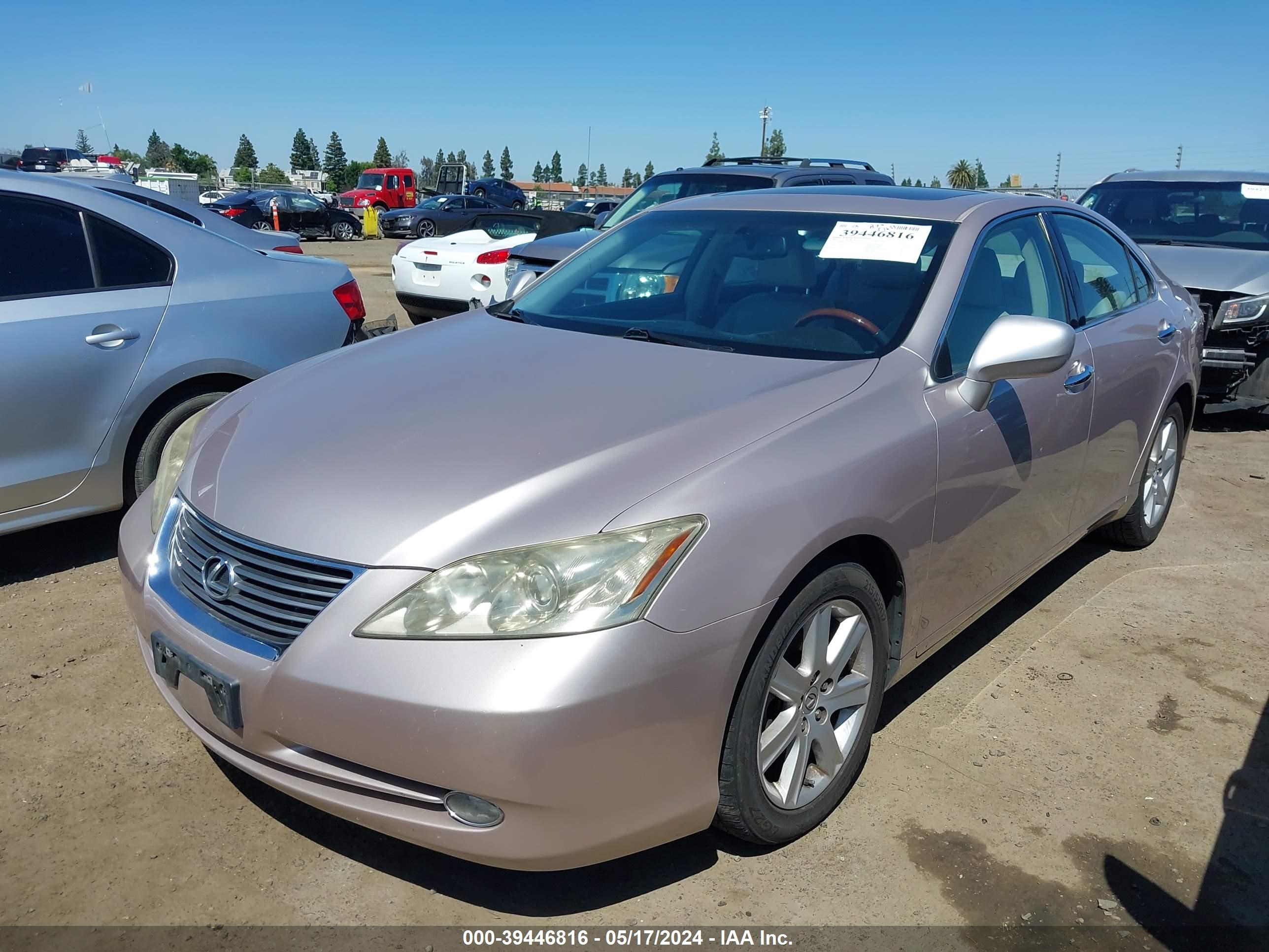 Photo 1 VIN: JTHBJ46G572124005 - LEXUS ES 