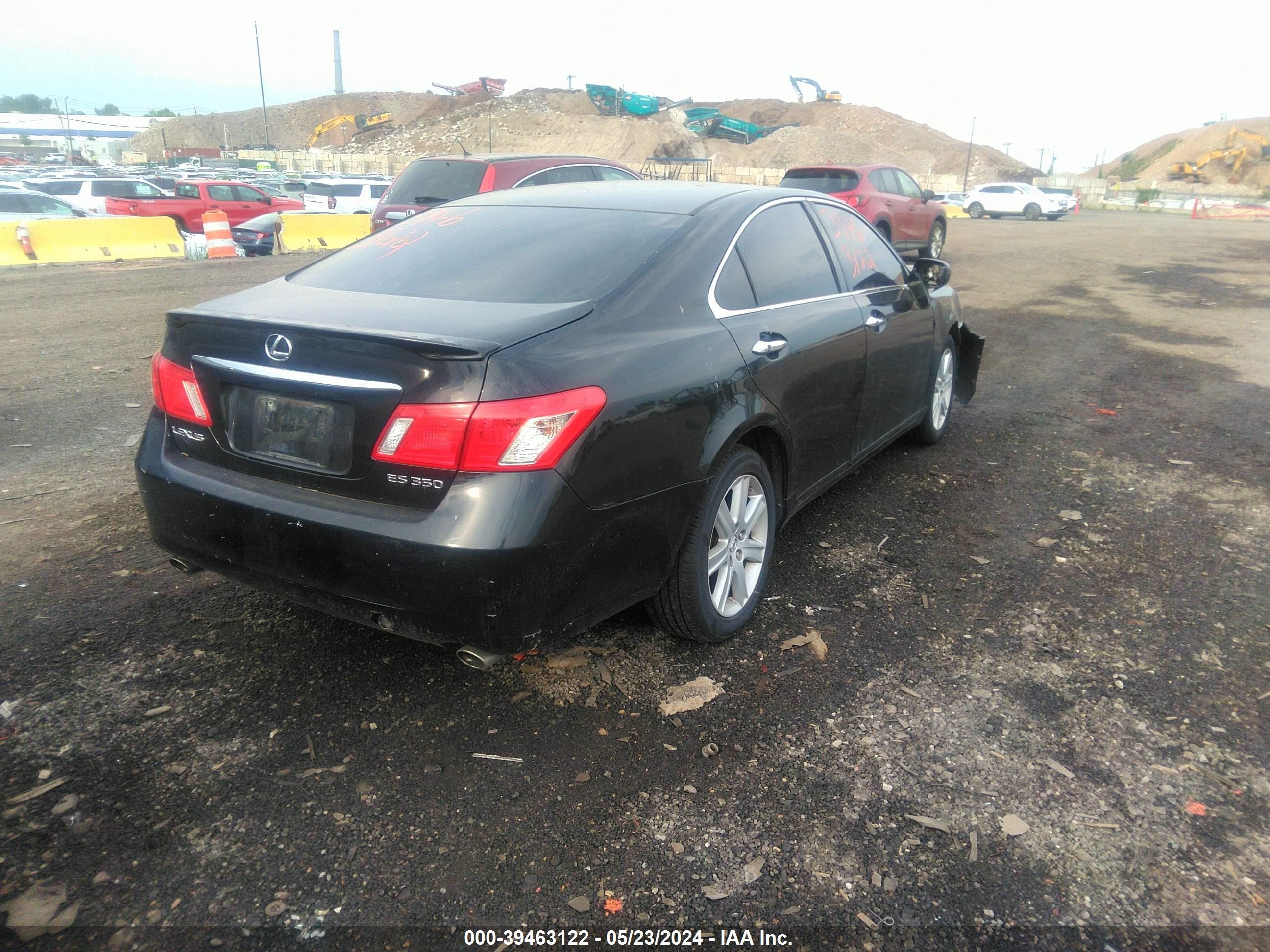 Photo 3 VIN: JTHBJ46G582184206 - LEXUS ES 