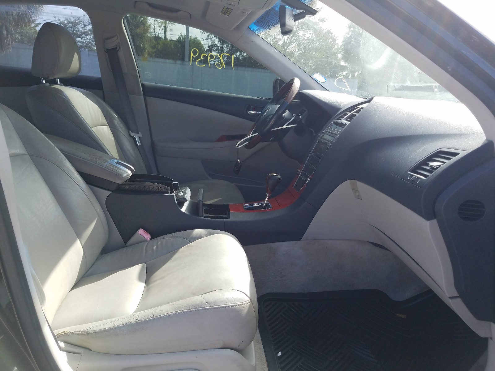 Photo 4 VIN: JTHBJ46G582254125 - LEXUS ES 350 