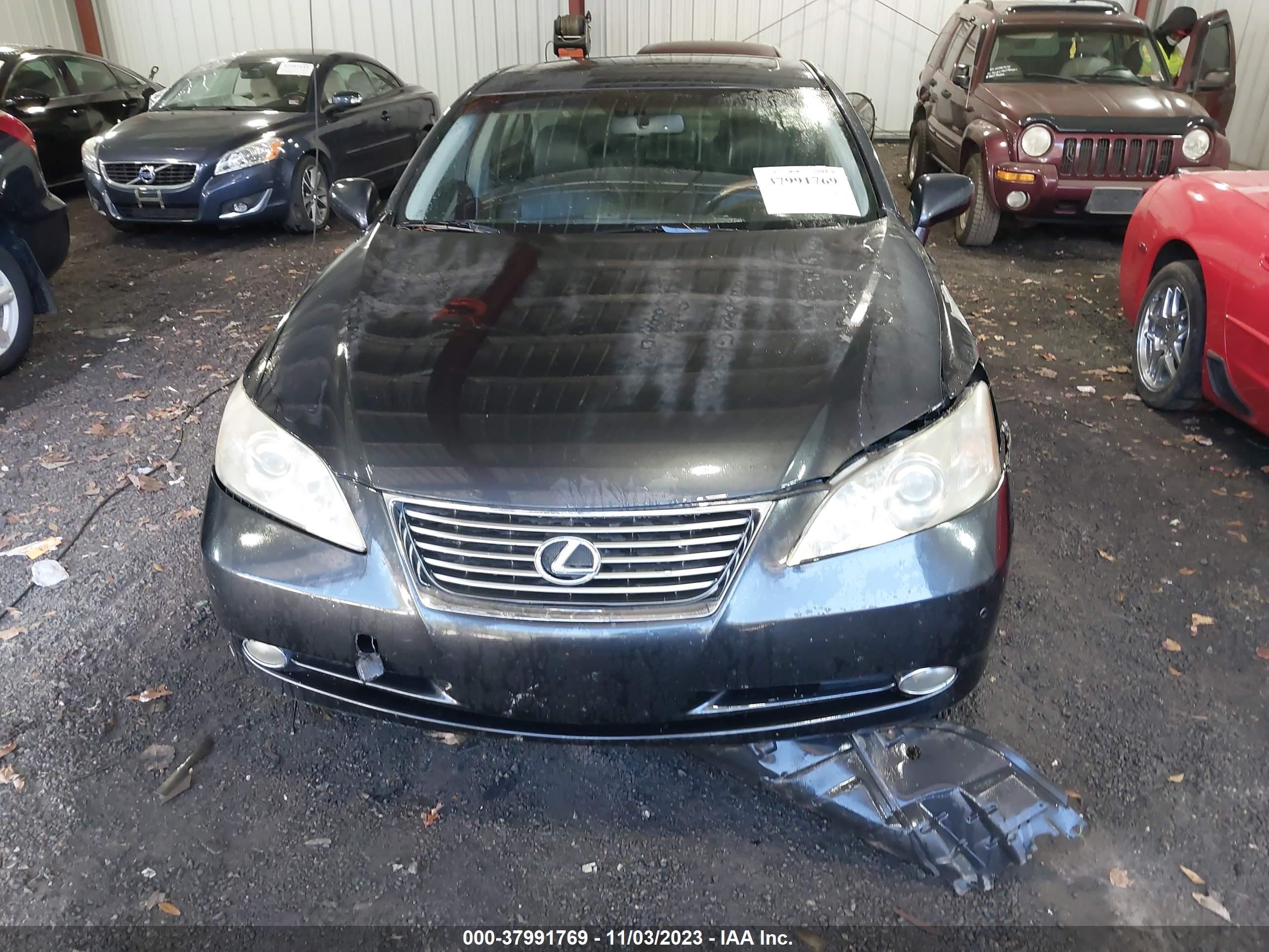 Photo 11 VIN: JTHBJ46G582269160 - LEXUS ES 