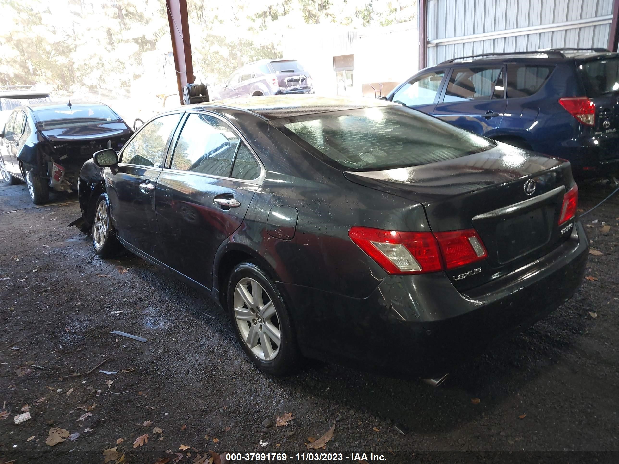 Photo 2 VIN: JTHBJ46G582269160 - LEXUS ES 