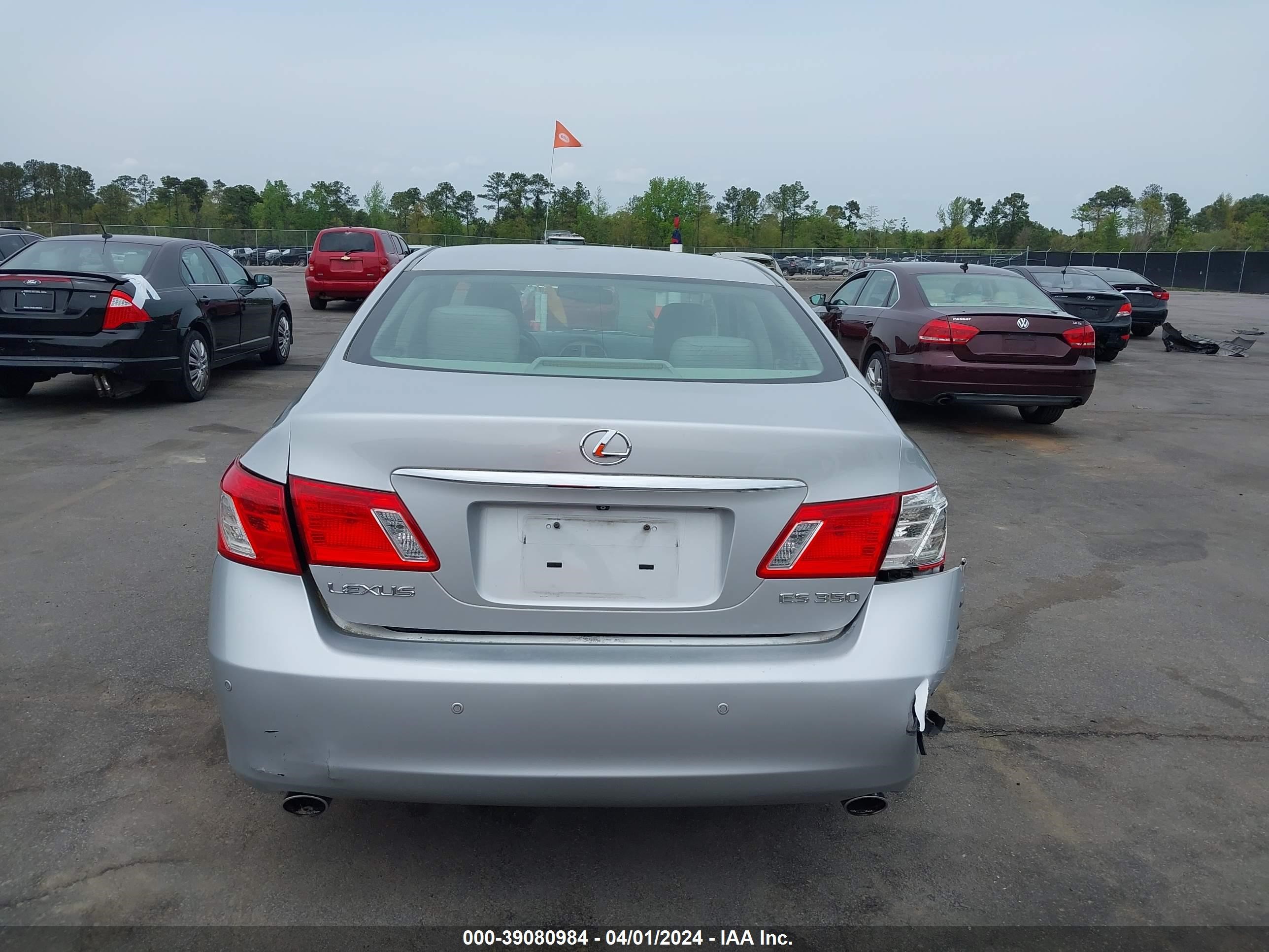 Photo 15 VIN: JTHBJ46G592317726 - LEXUS ES 