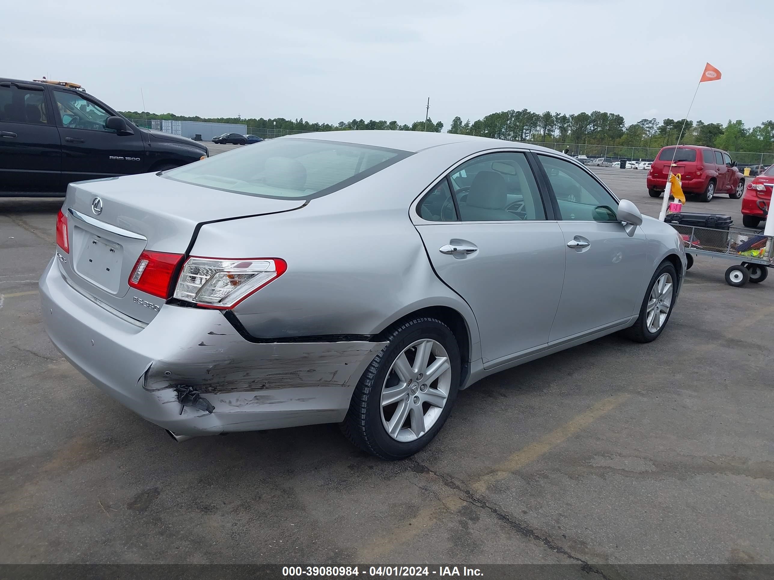 Photo 3 VIN: JTHBJ46G592317726 - LEXUS ES 