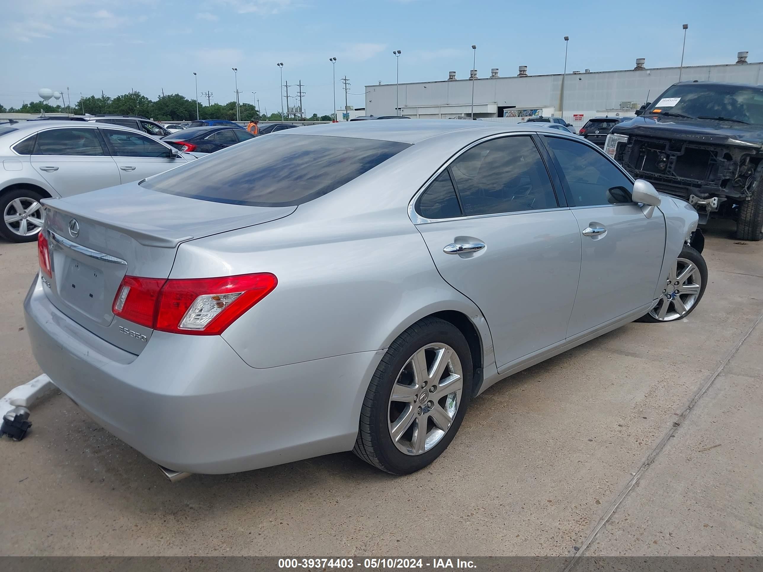 Photo 3 VIN: JTHBJ46G592330606 - LEXUS ES 