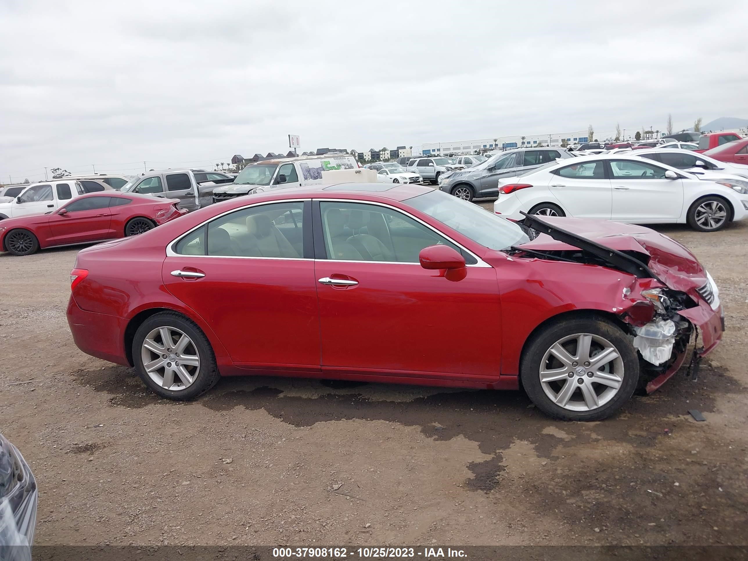 Photo 13 VIN: JTHBJ46G592339399 - LEXUS ES 