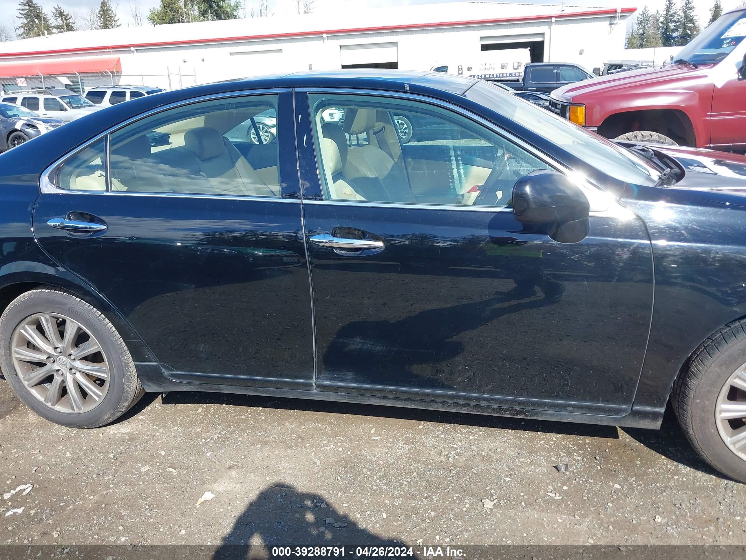 Photo 12 VIN: JTHBJ46G672008571 - LEXUS ES 