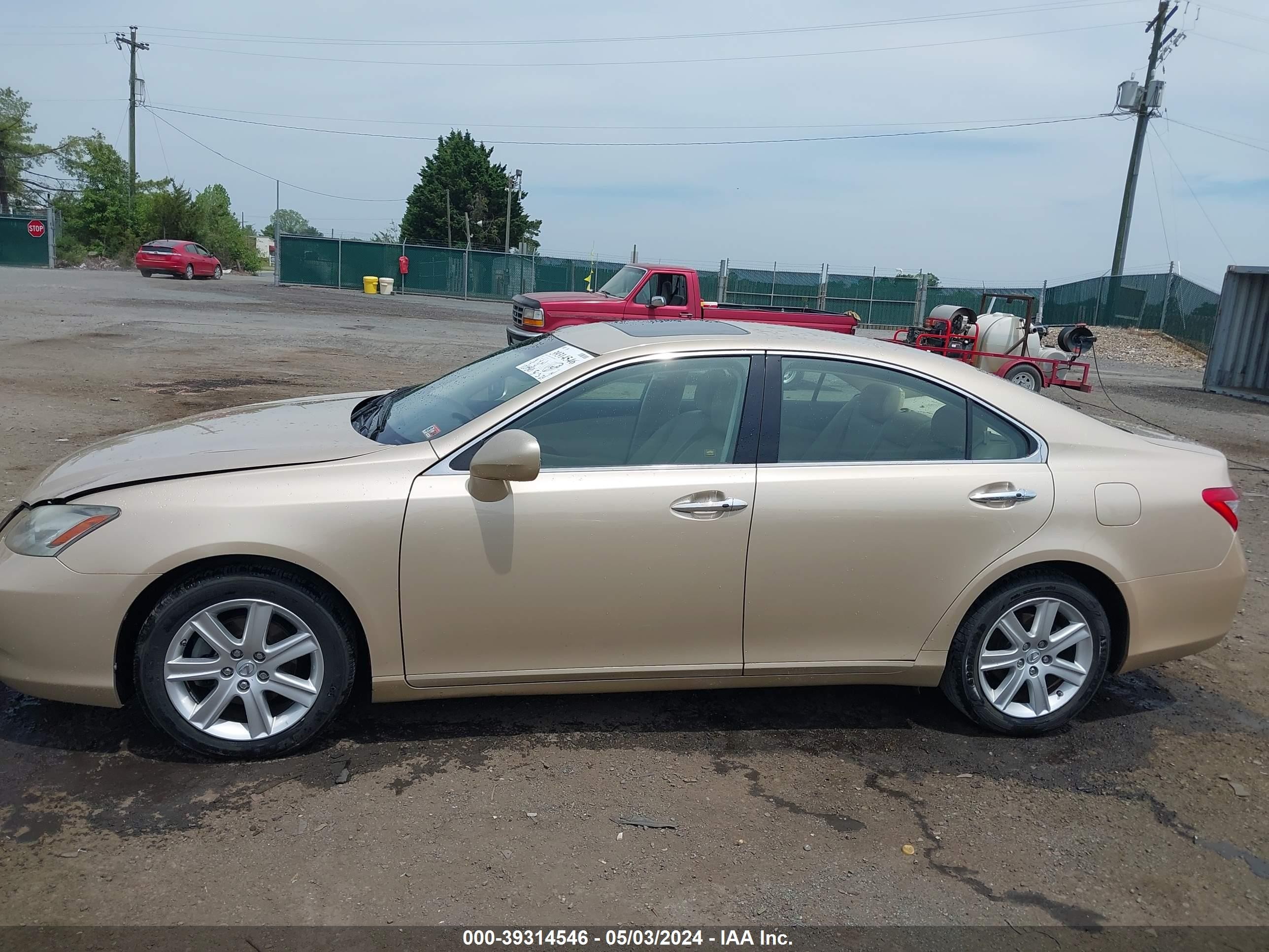 Photo 14 VIN: JTHBJ46G672029727 - LEXUS ES 