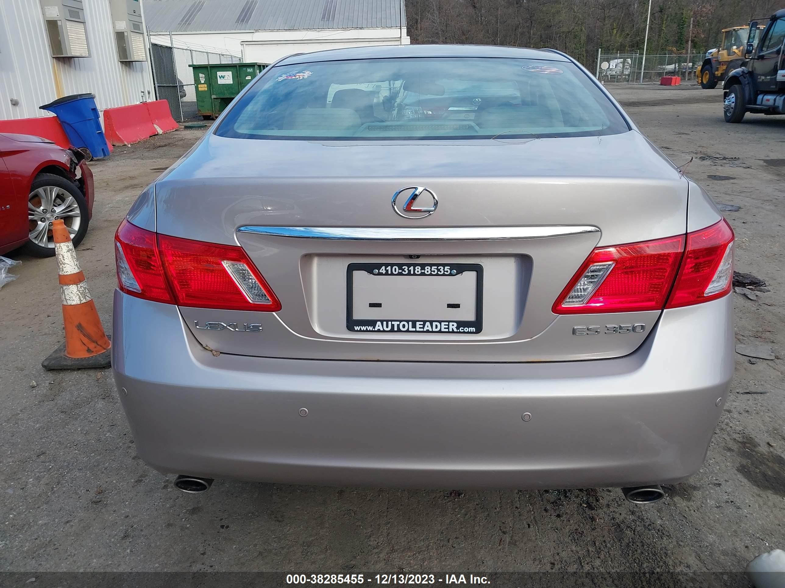 Photo 16 VIN: JTHBJ46G672074909 - LEXUS ES 