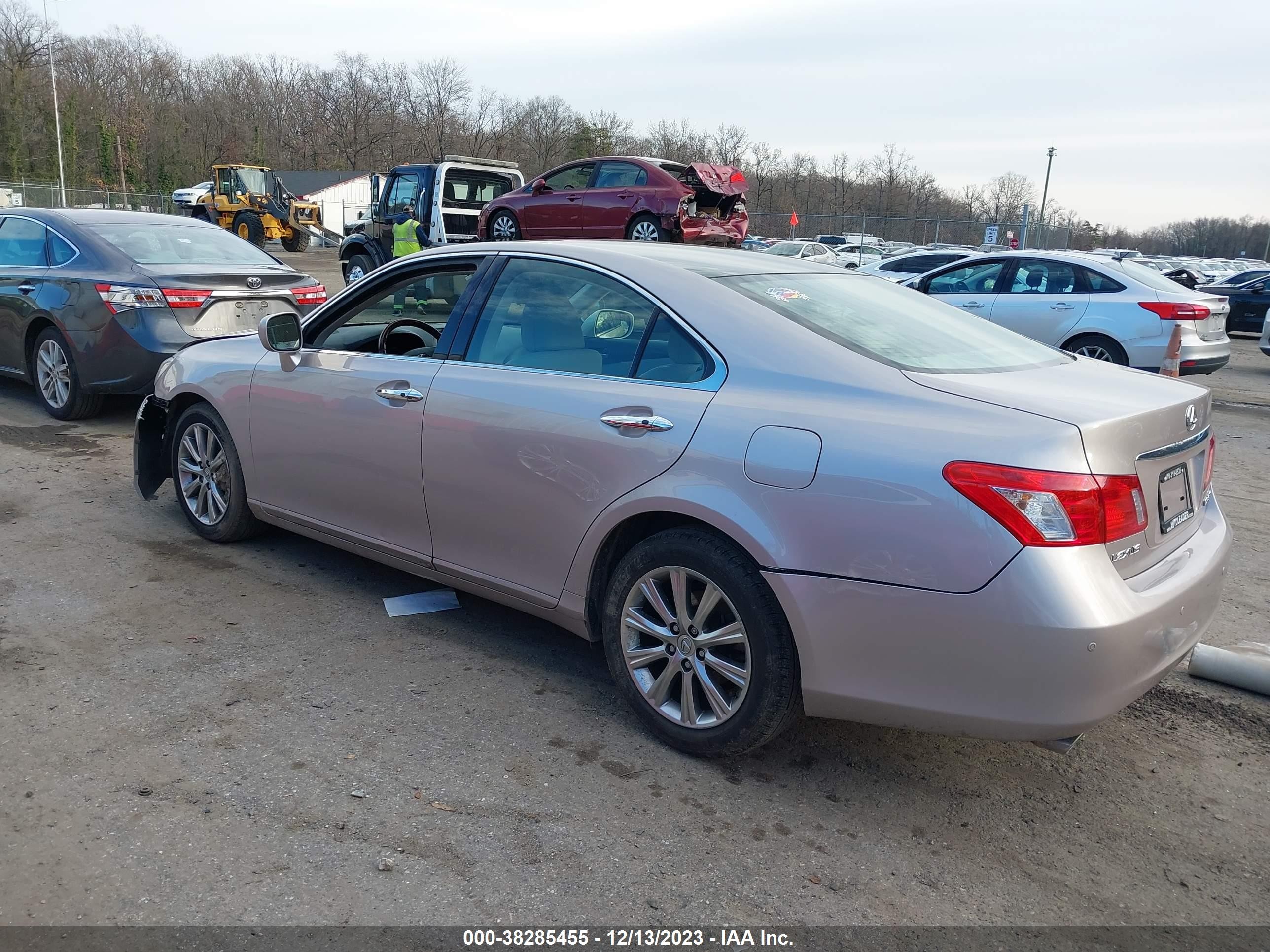 Photo 2 VIN: JTHBJ46G672074909 - LEXUS ES 