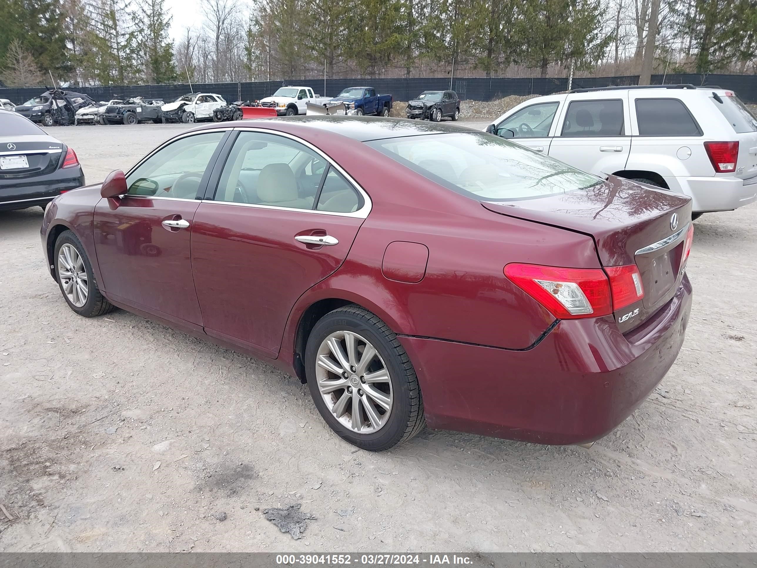 Photo 2 VIN: JTHBJ46G672078250 - LEXUS ES 