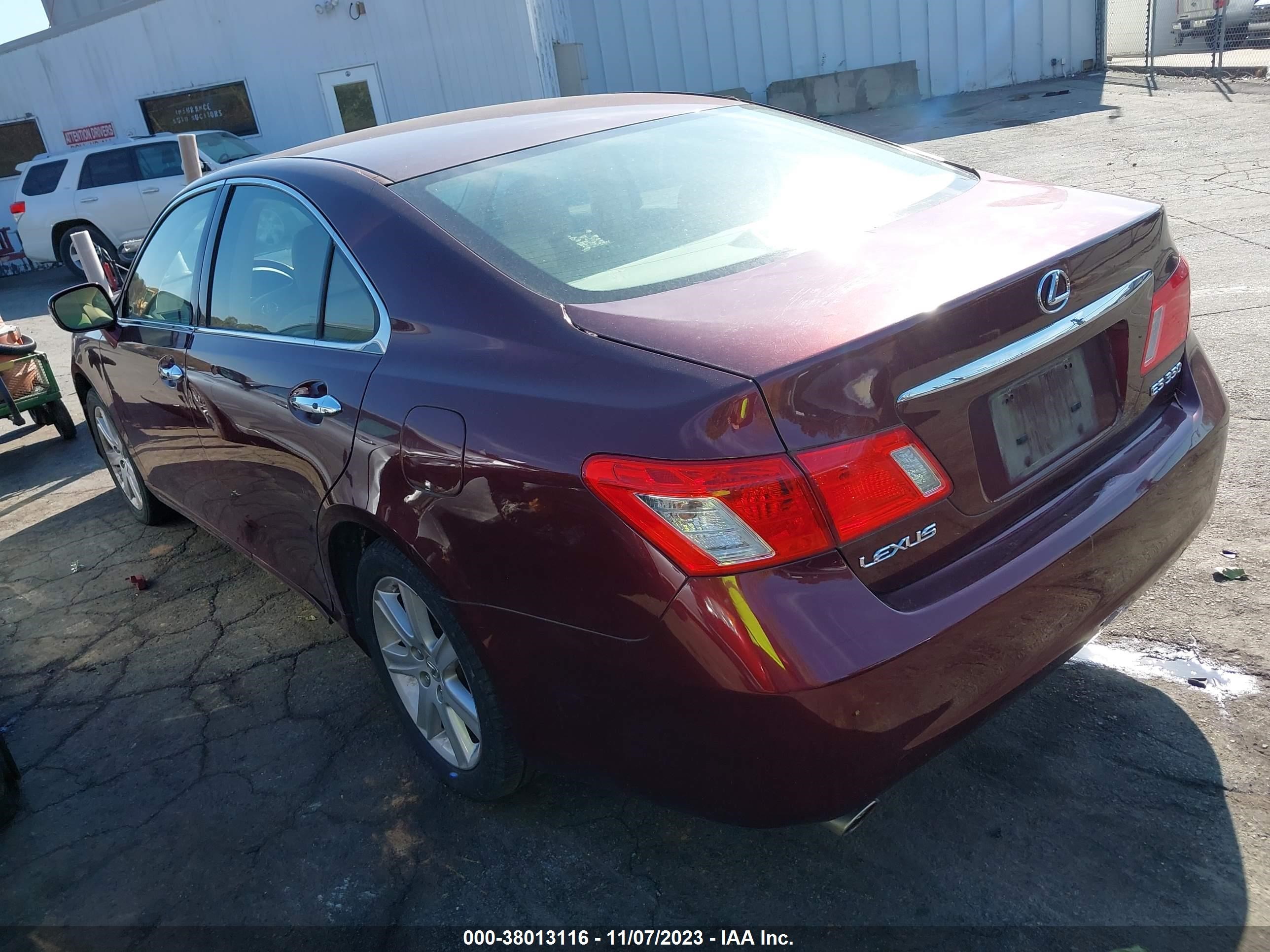 Photo 2 VIN: JTHBJ46G672119797 - LEXUS ES 