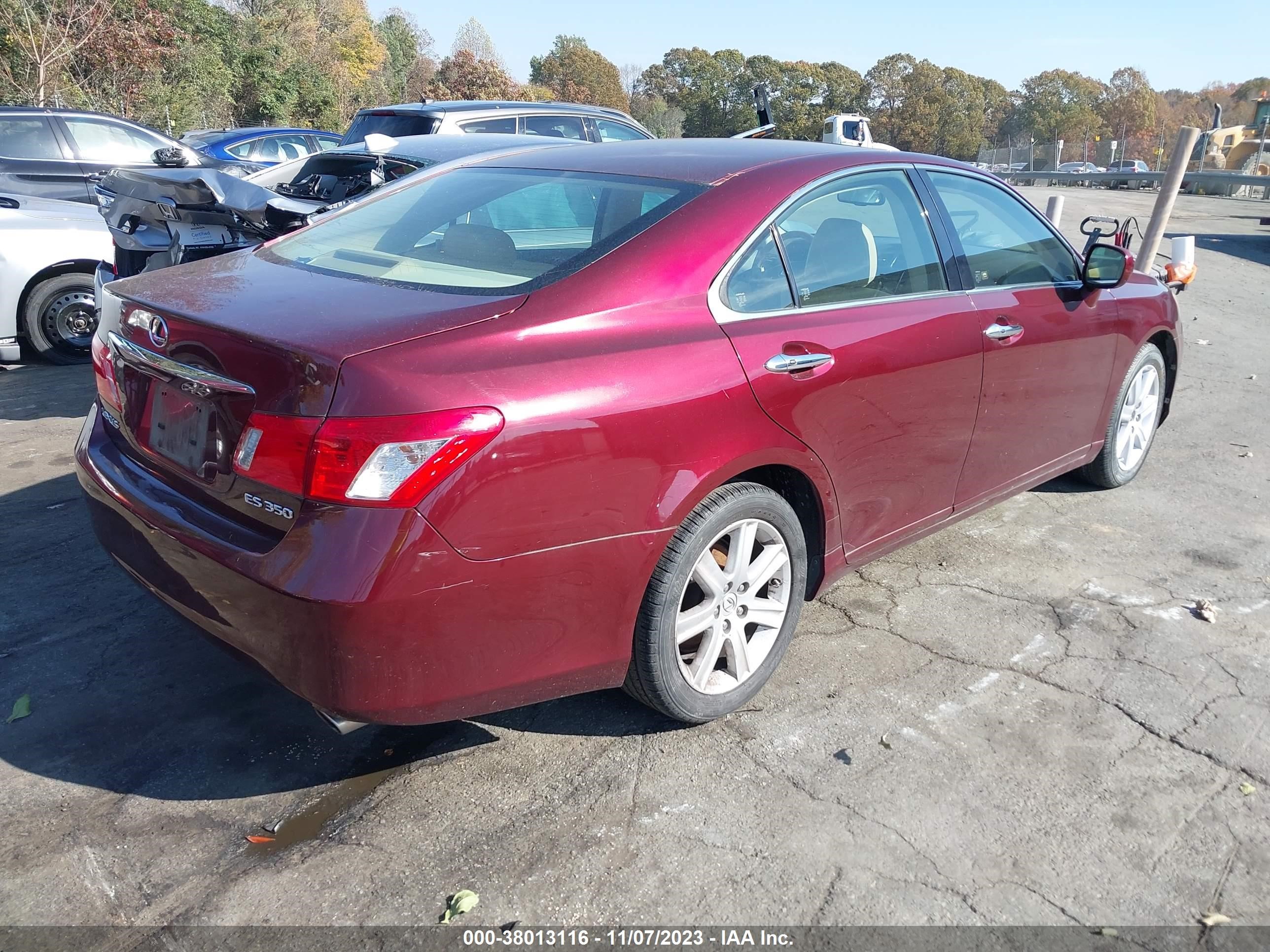 Photo 3 VIN: JTHBJ46G672119797 - LEXUS ES 