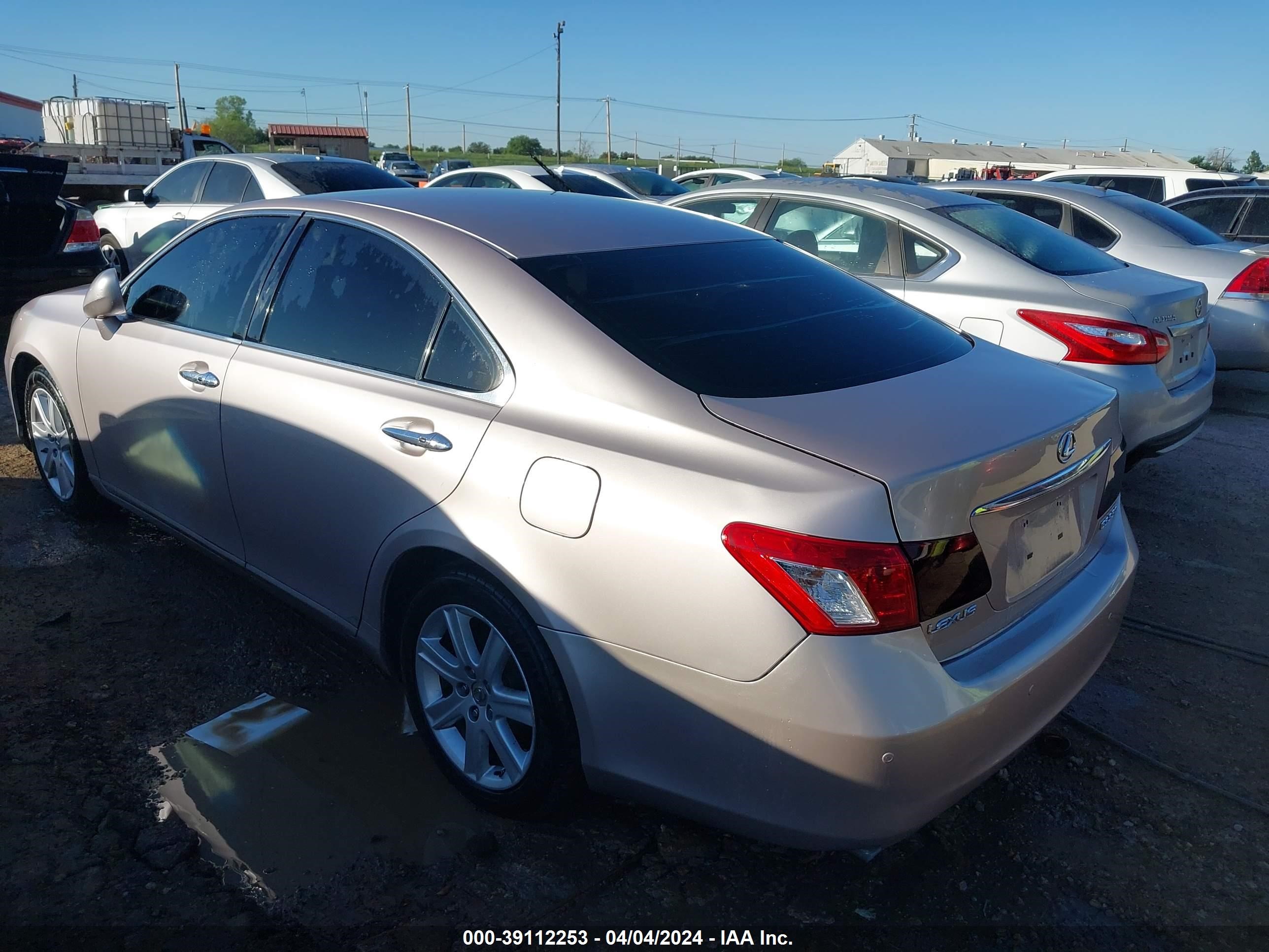 Photo 2 VIN: JTHBJ46G672136759 - LEXUS ES 