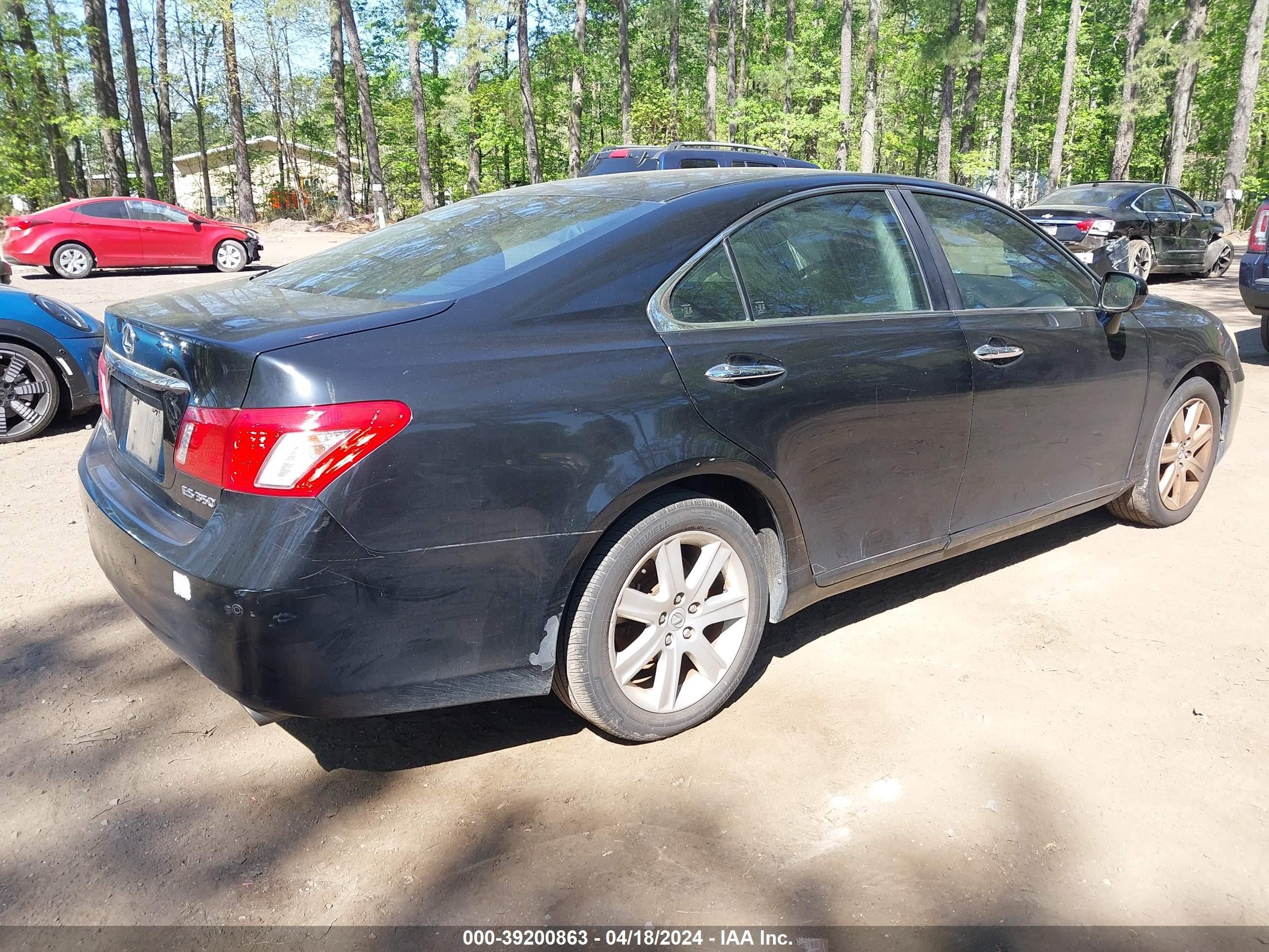 Photo 3 VIN: JTHBJ46G682193724 - LEXUS ES 