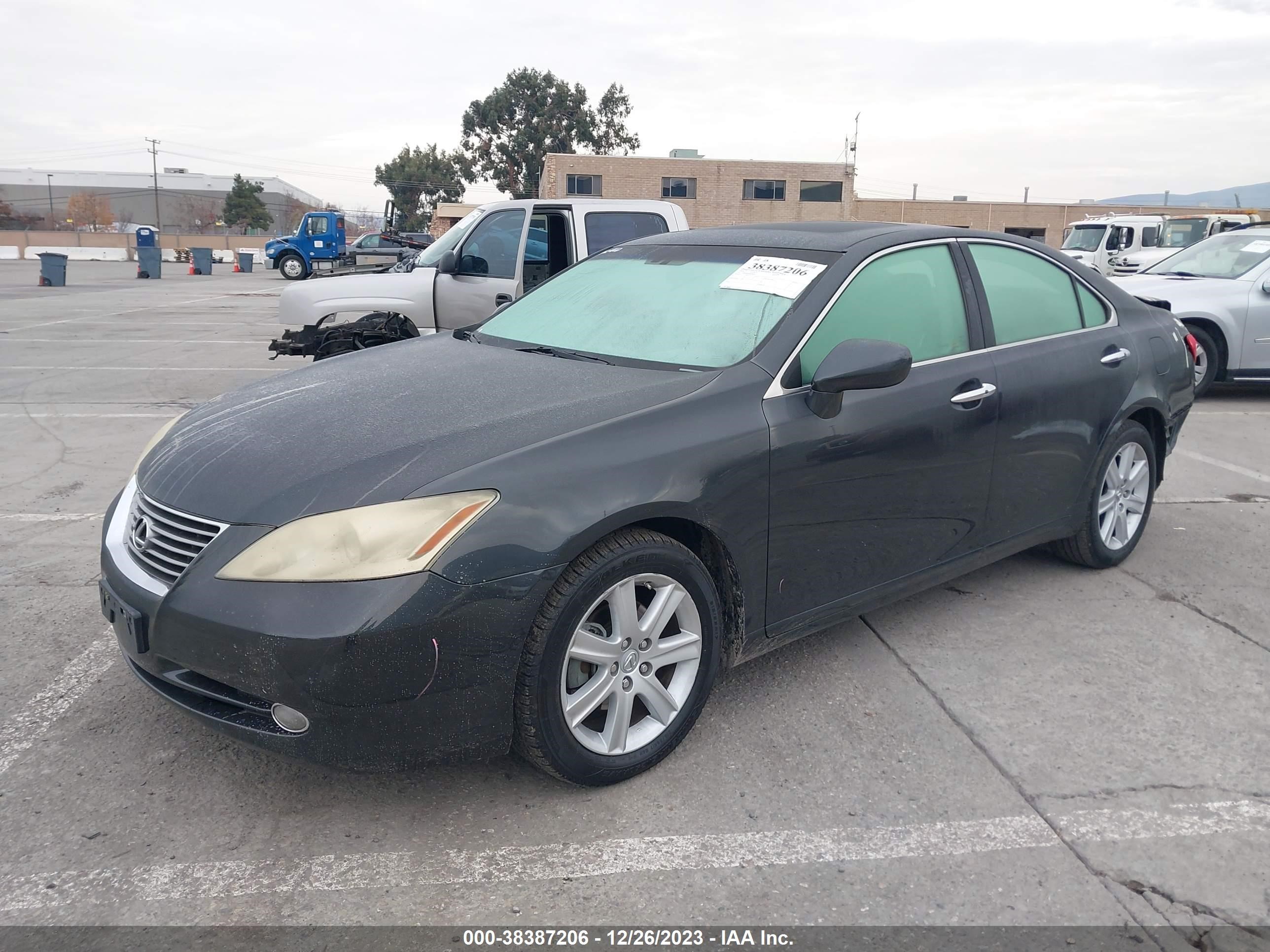 Photo 2 VIN: JTHBJ46G692296062 - LEXUS ES 