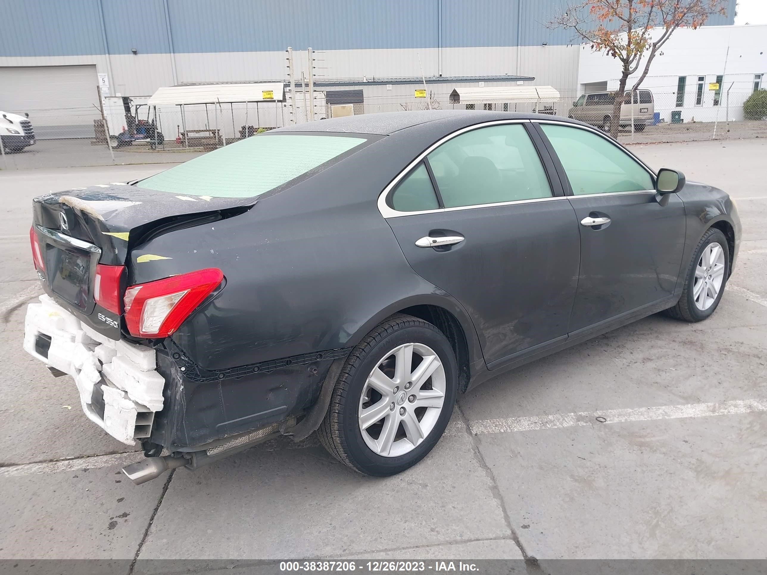 Photo 4 VIN: JTHBJ46G692296062 - LEXUS ES 