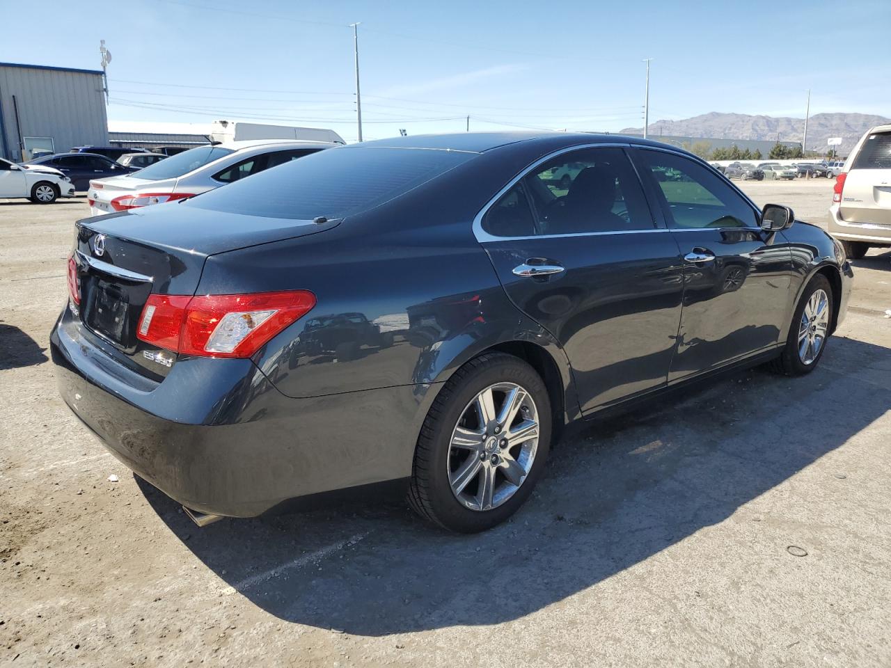 Photo 2 VIN: JTHBJ46G692307271 - LEXUS ES 