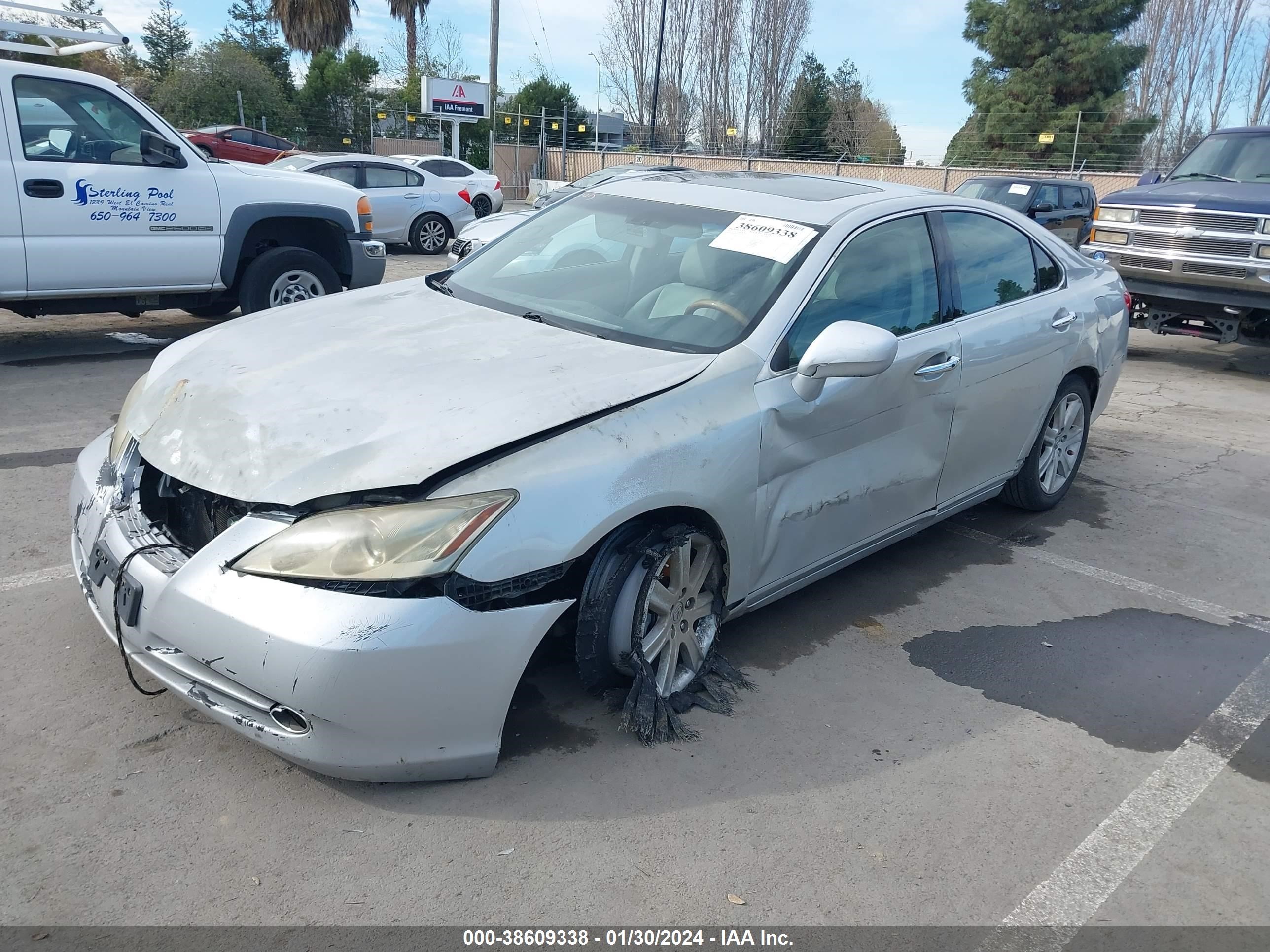 Photo 1 VIN: JTHBJ46G772013620 - LEXUS ES 