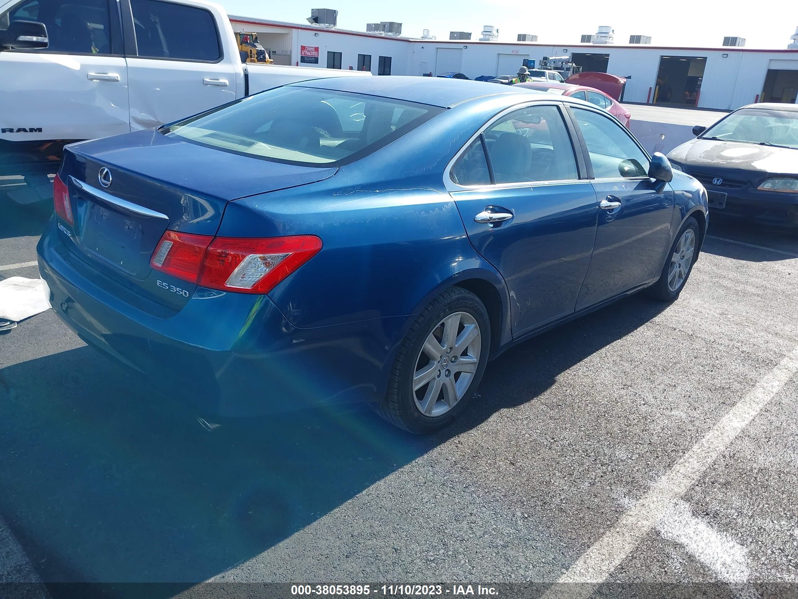 Photo 3 VIN: JTHBJ46G772033270 - LEXUS ES 