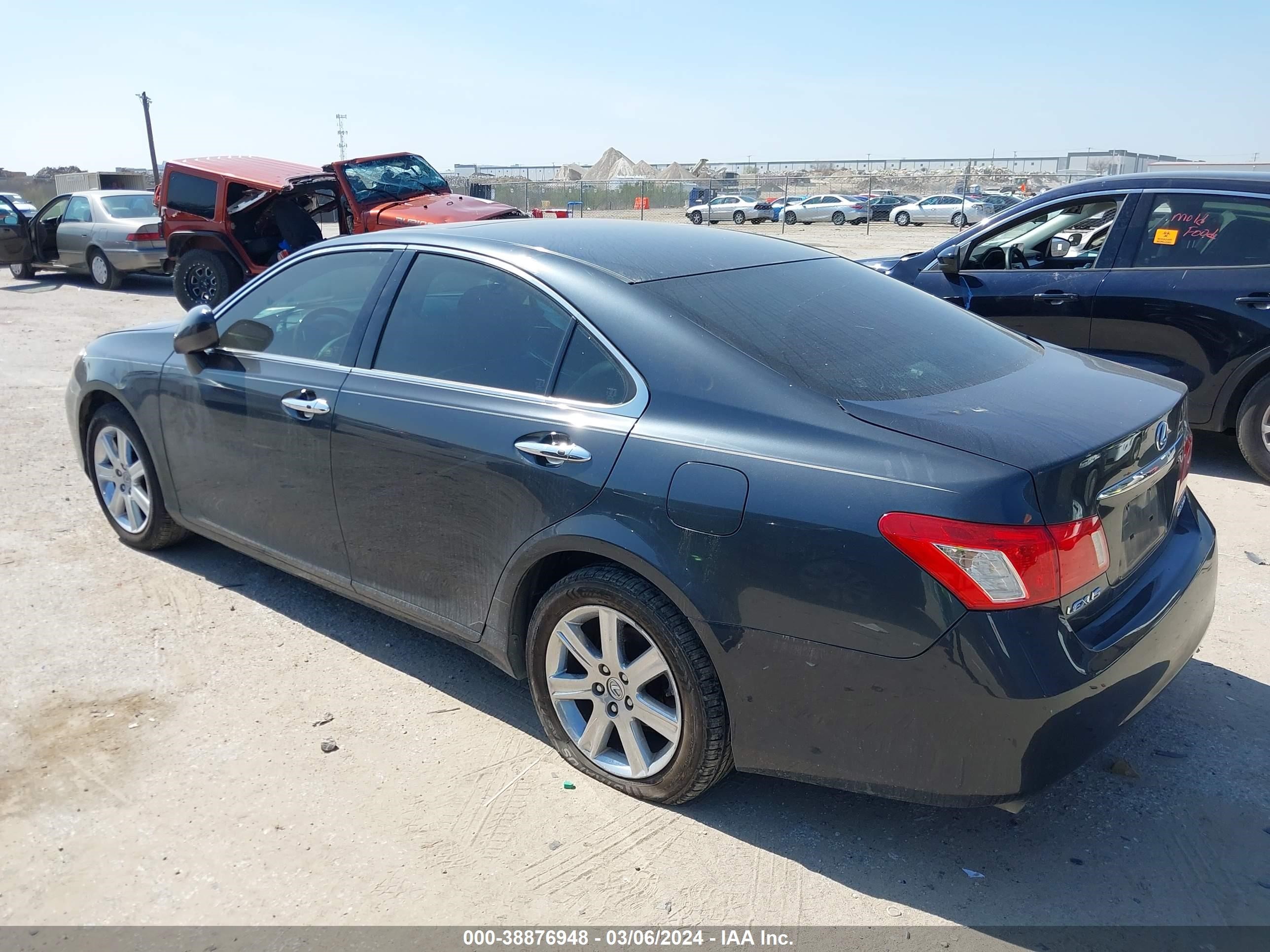 Photo 2 VIN: JTHBJ46G772034869 - LEXUS ES 